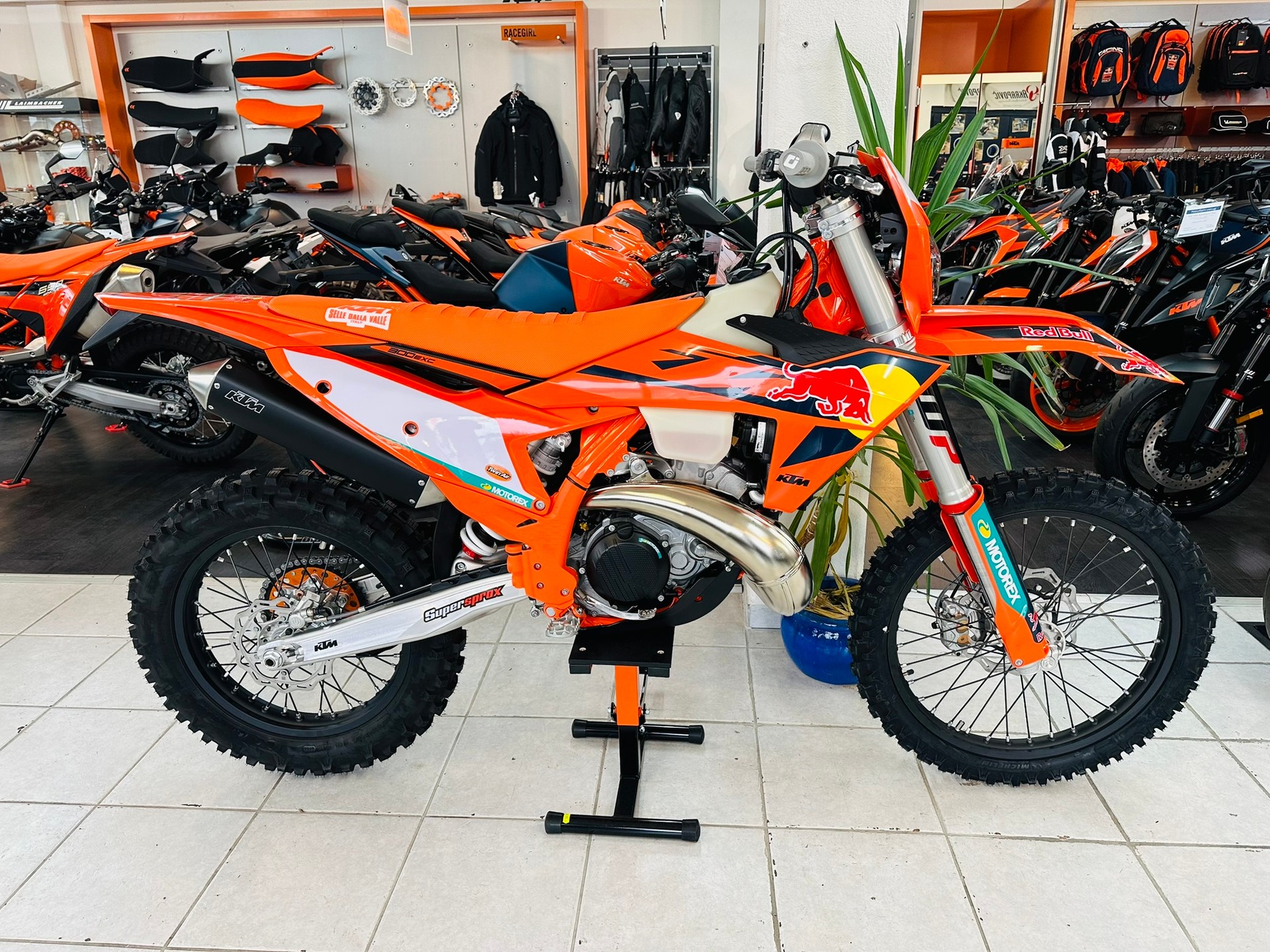 KTM 300 EXC Champion Edition-showroom-element-1