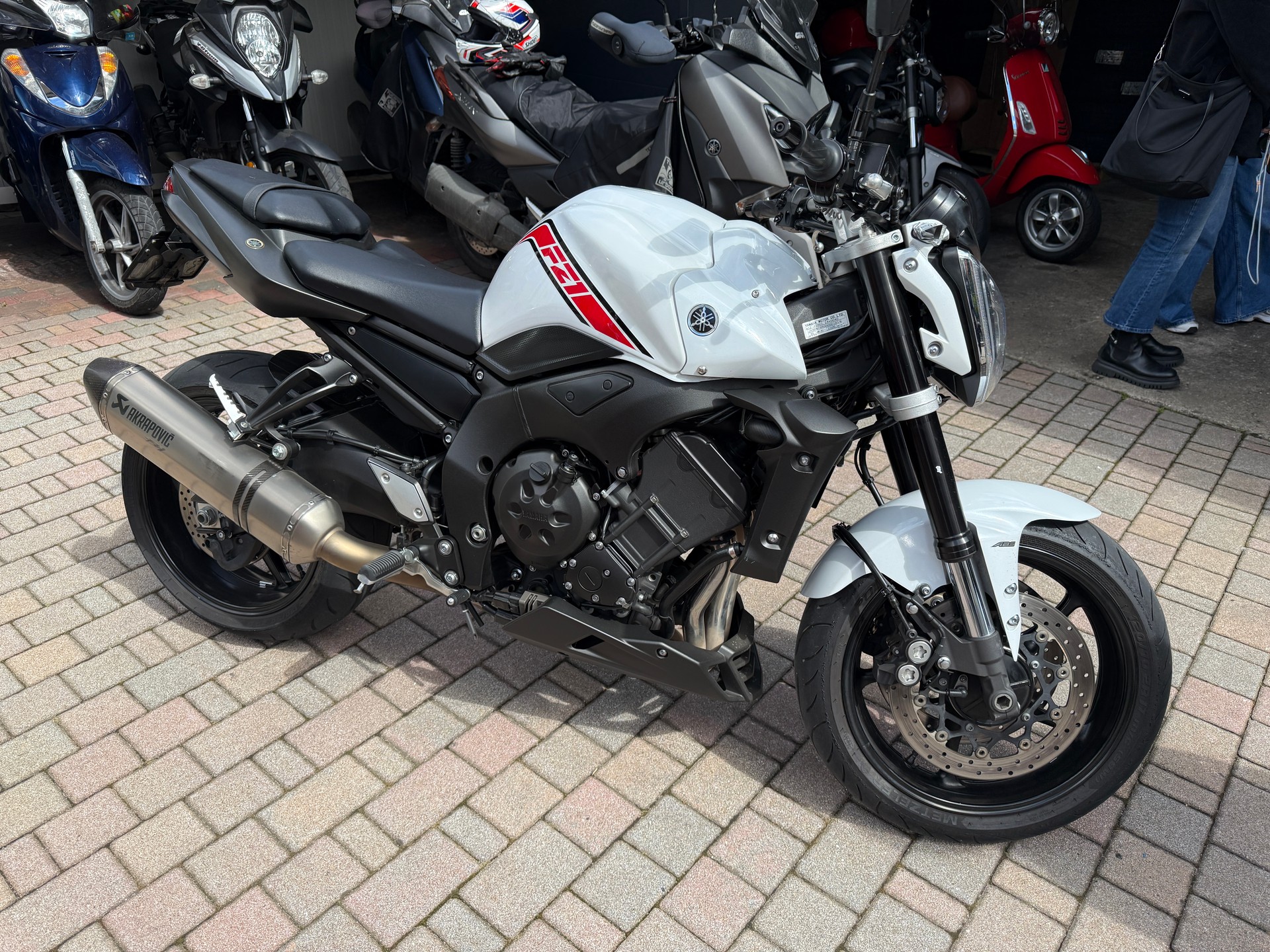 YAMAHA FZ1 N ABS