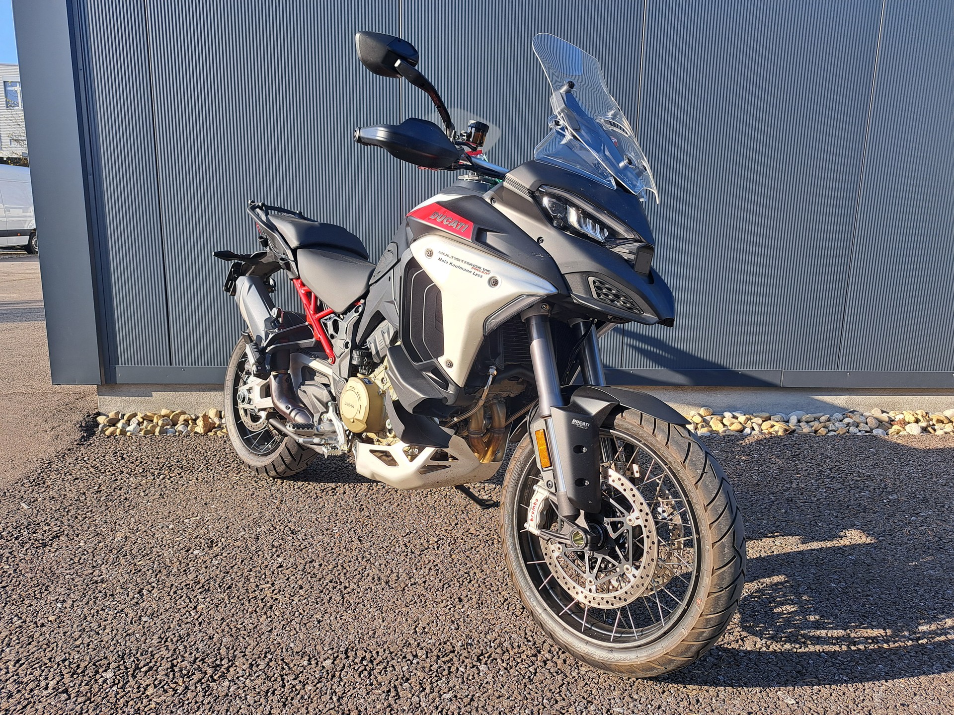 DUCATI Multistrada V4 Rally Radar-showroom-element-2