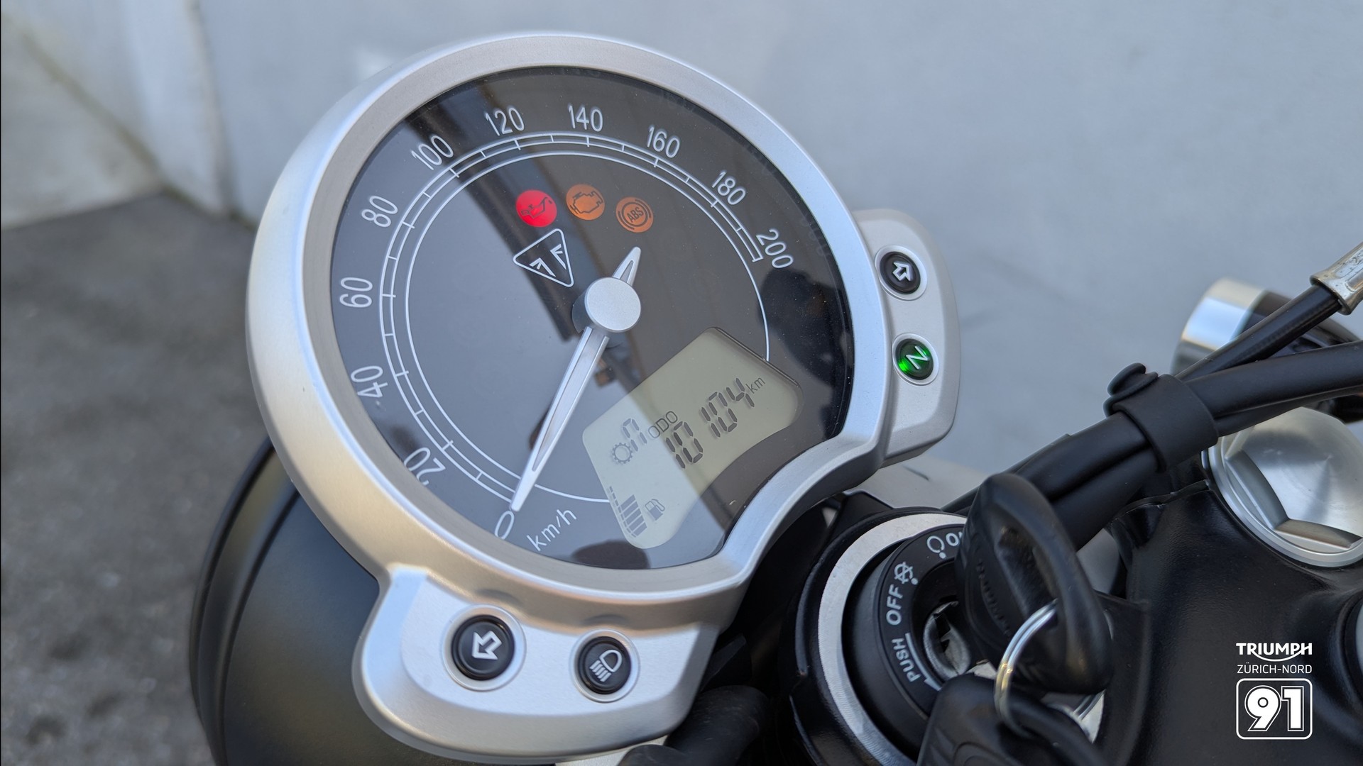 TRIUMPH Street Twin 900 i-image-8