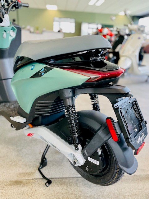 PIAGGIO Piaggio 1 Active 60km/h Full Electric-image-3