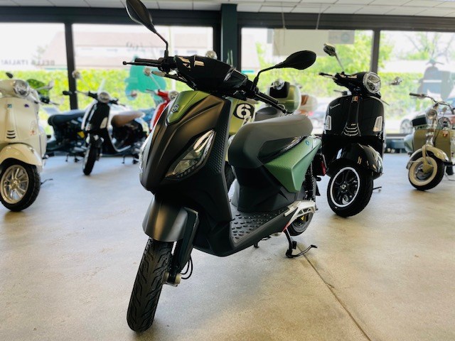 PIAGGIO Piaggio 1 Active 60km/h Full Electric-image-8