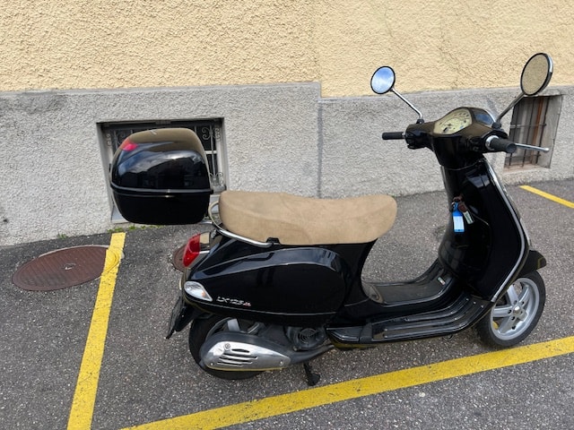 PIAGGIO Vespa 125 LX4 i.e.