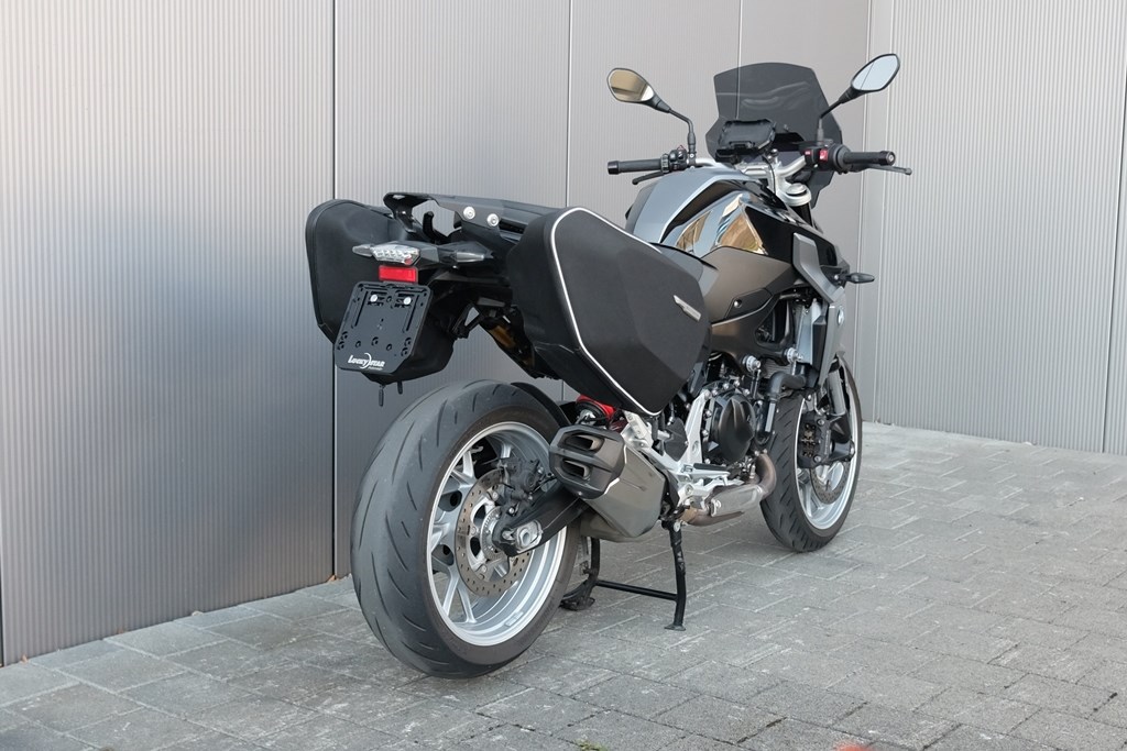 BMW F 900 R ABS-showroom-element-1