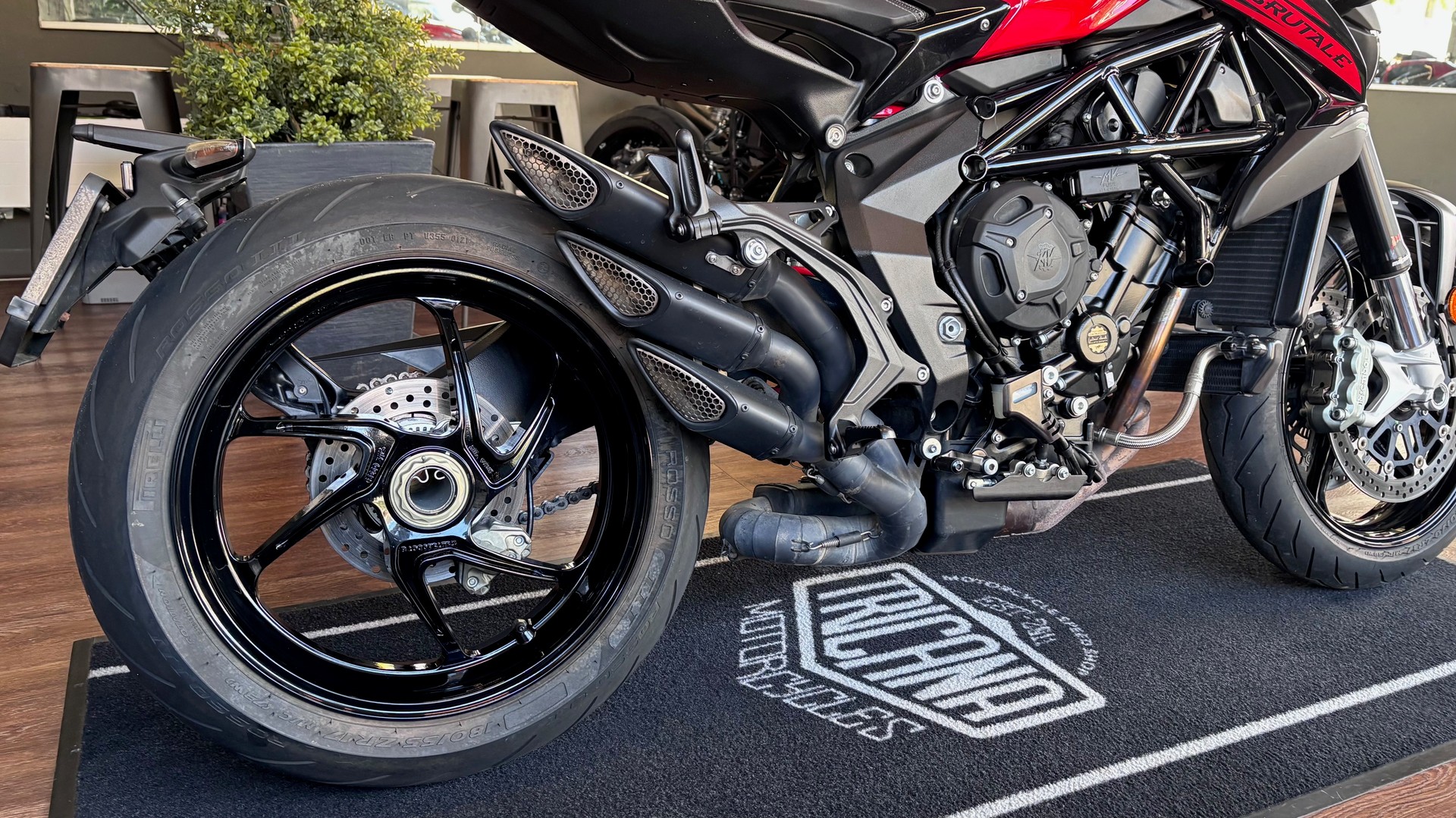 MV AGUSTA Brutale-image-4