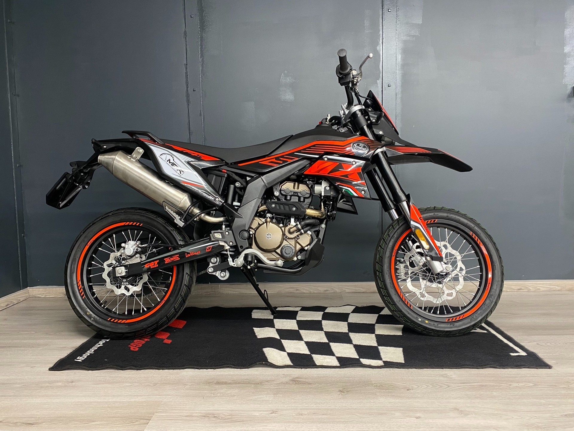MONDIAL SMX 125-showroom-element-3