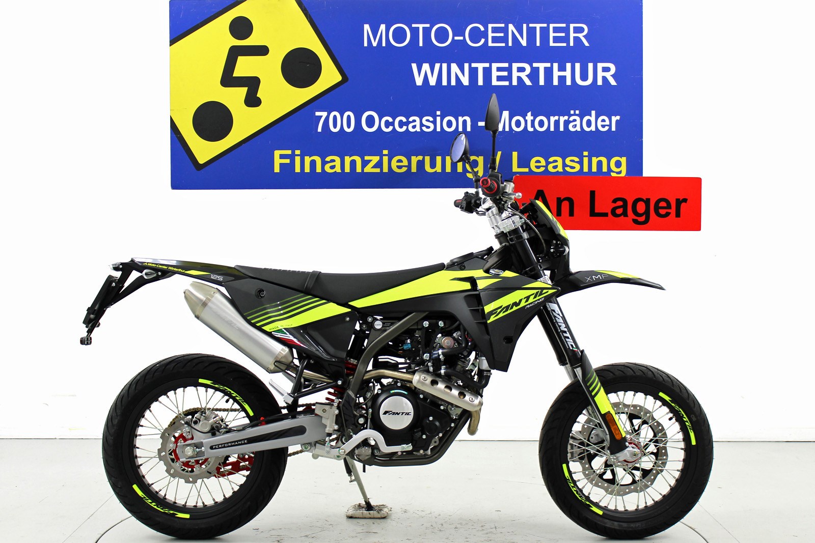 FANTIC XMF 125 Motard Performance