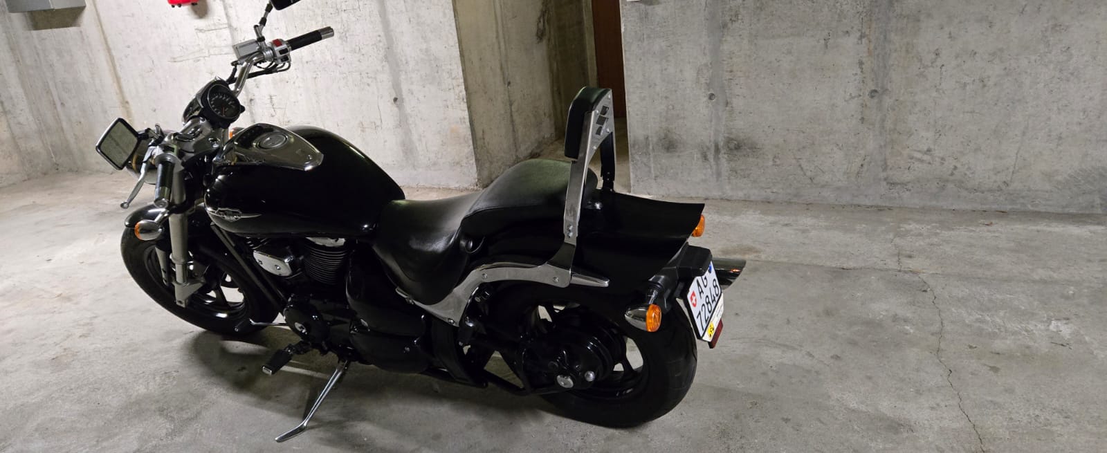 SUZUKI M 800 Intruder-image-2