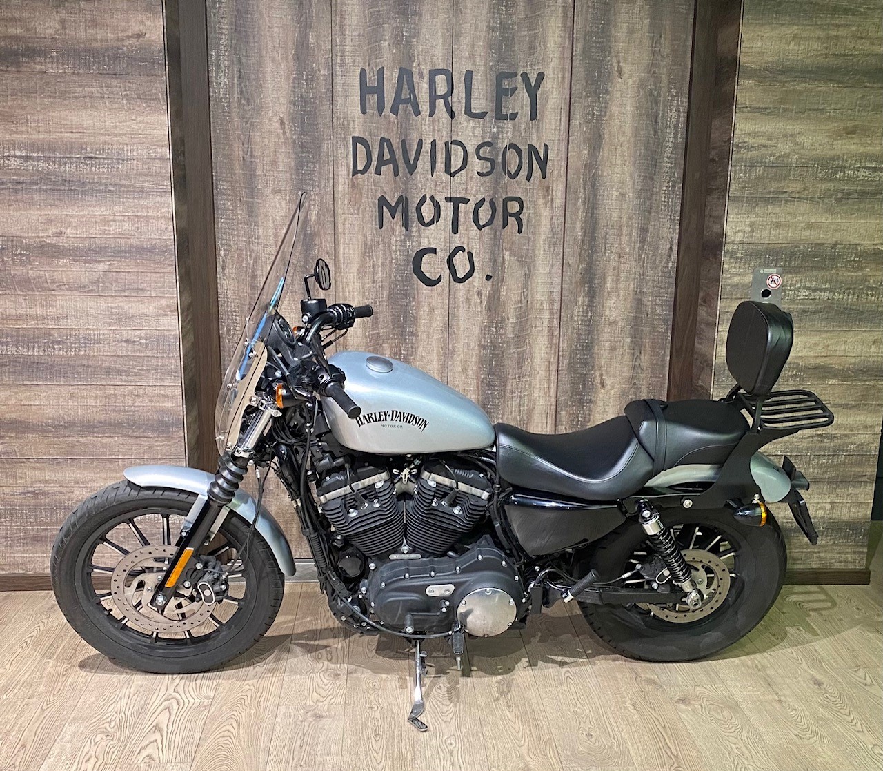 HARLEY-DAVIDSON XL 883 N Sportster Iron ABS-image-3