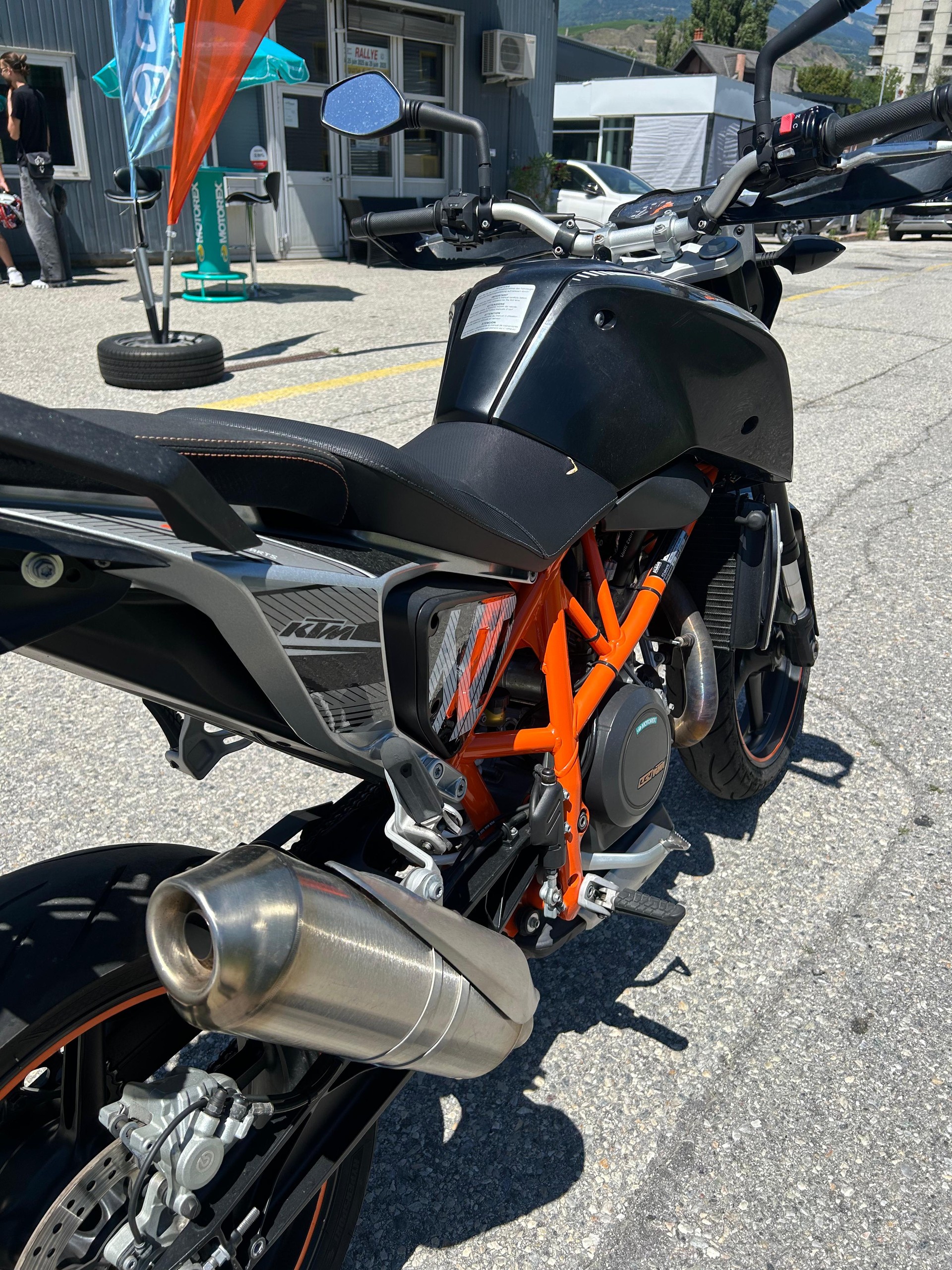 KTM 690 Duke ABS (35kW)-image-9