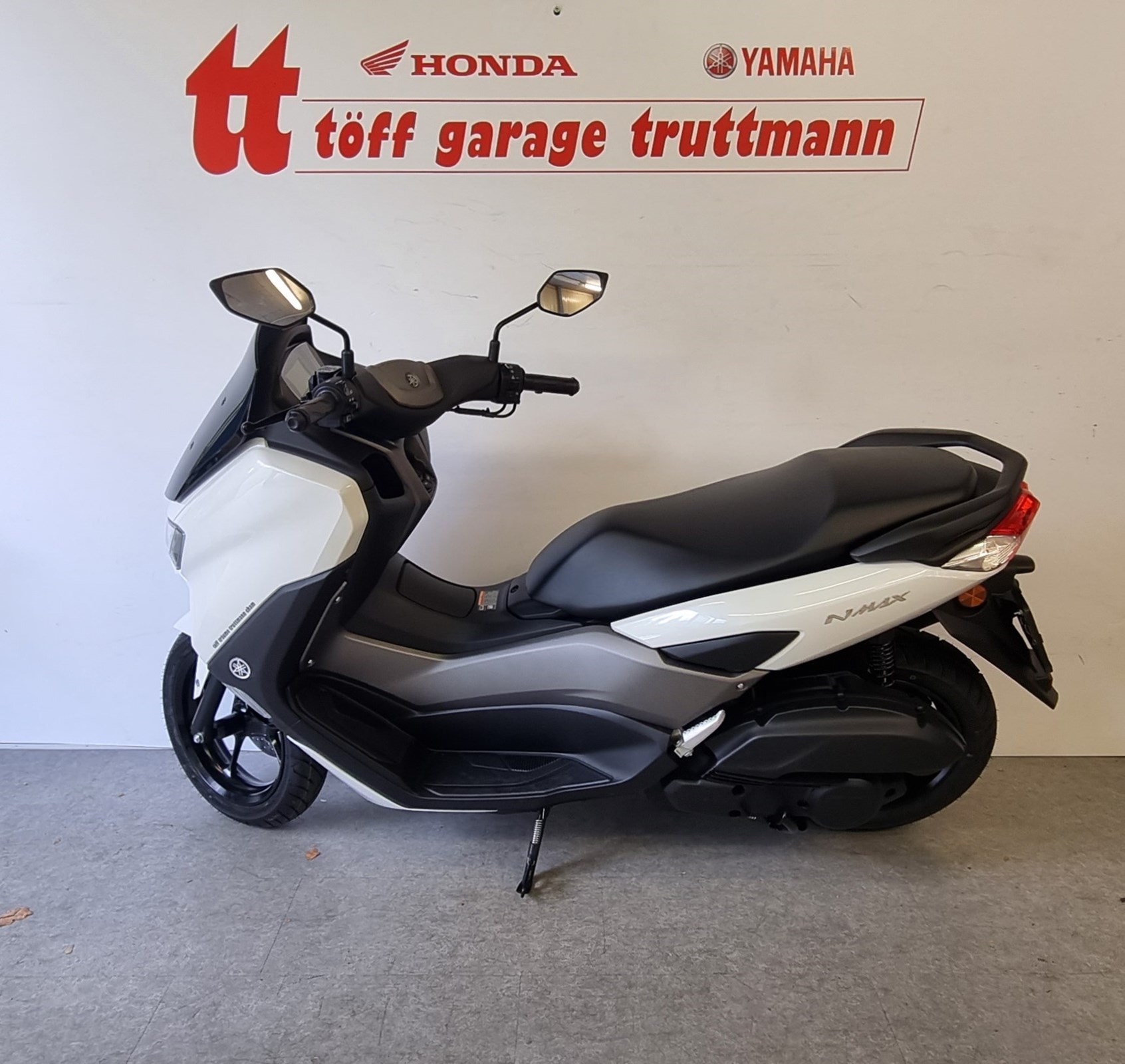 YAMAHA N-Max GPD 125-image-1