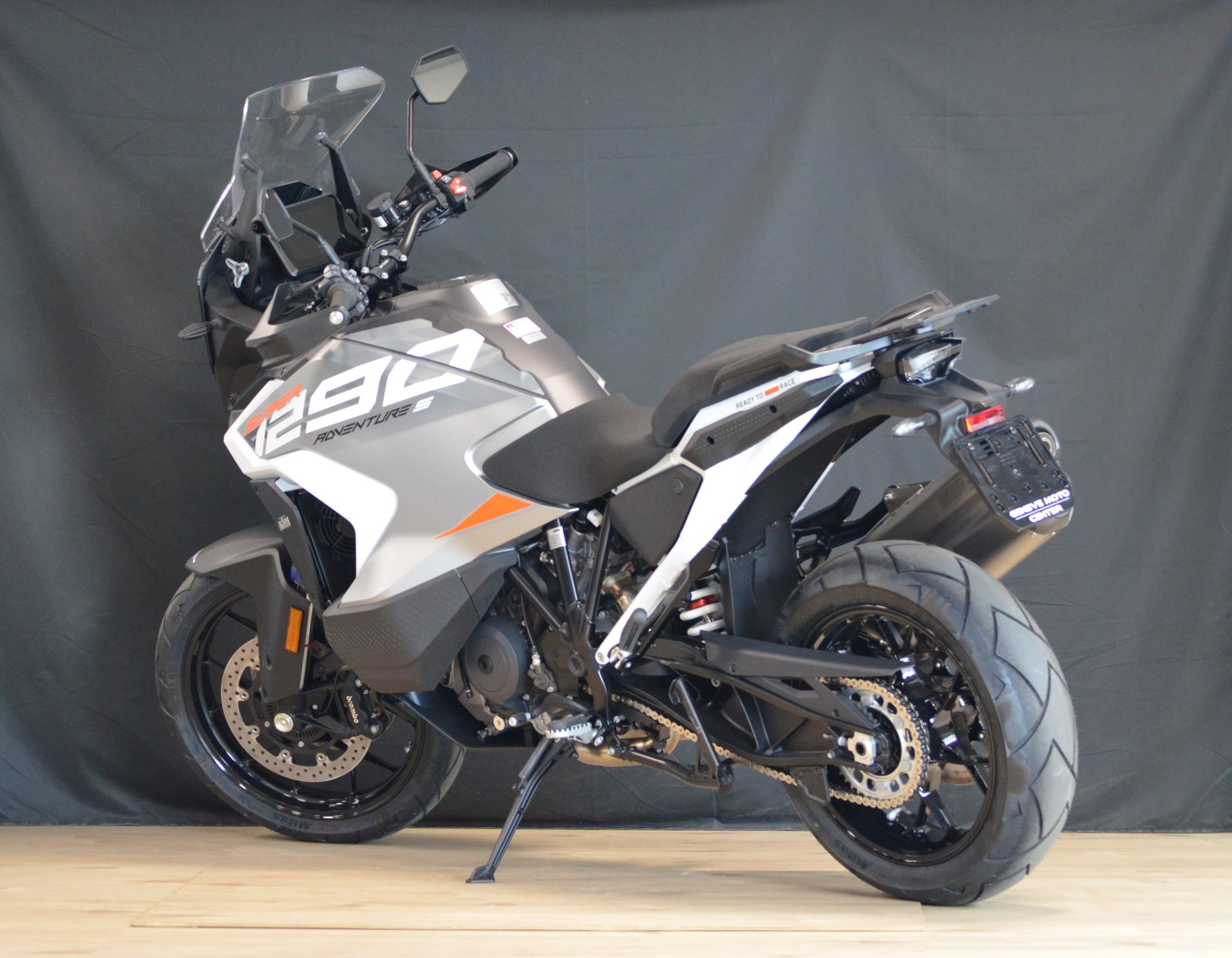 KTM 1290 Super Adventure S-showroom-element-2