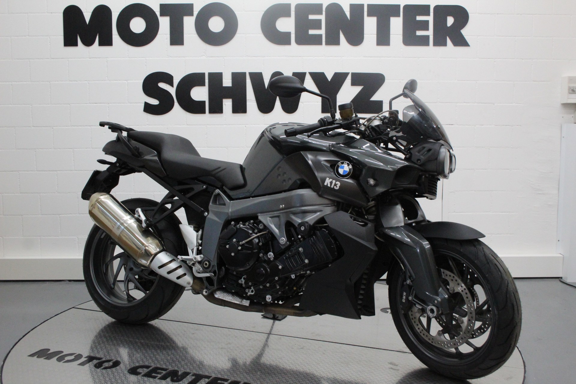 BMW K 1300 R-showroom-element-1