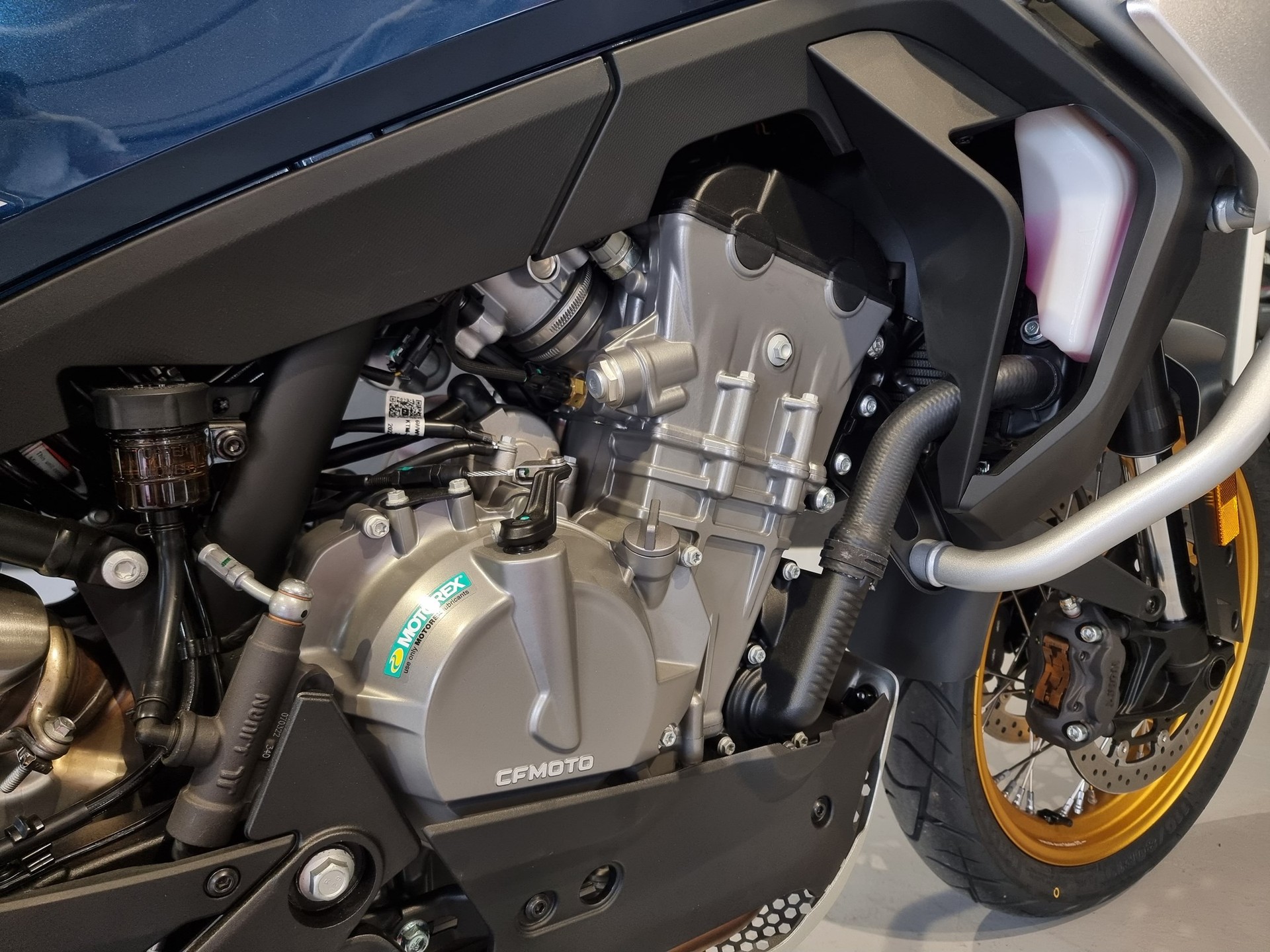 CF MOTO 800MT Touring-image-13