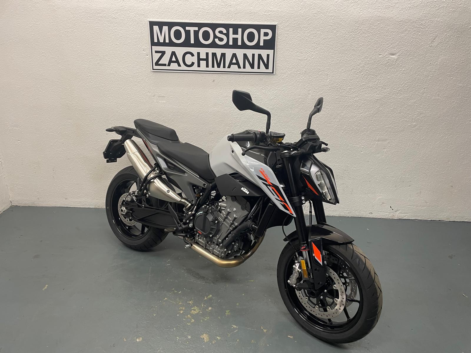 KTM 790 Duke-showroom-element-1