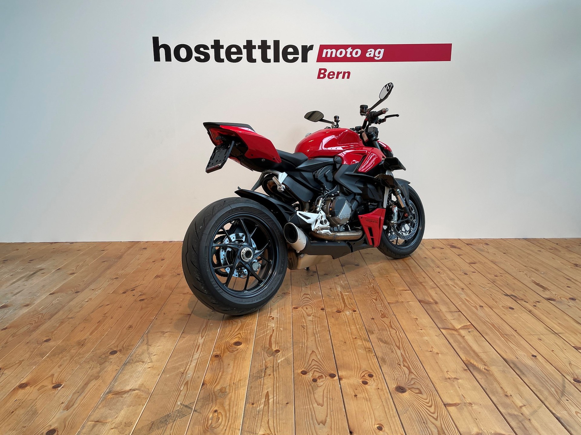 DUCATI STREETFIGHTER V2 ABS-showroom-element-2