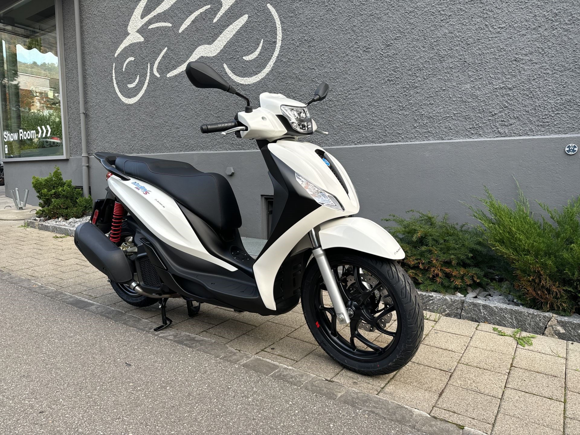 PIAGGIO Medley 125 Sport-image-2