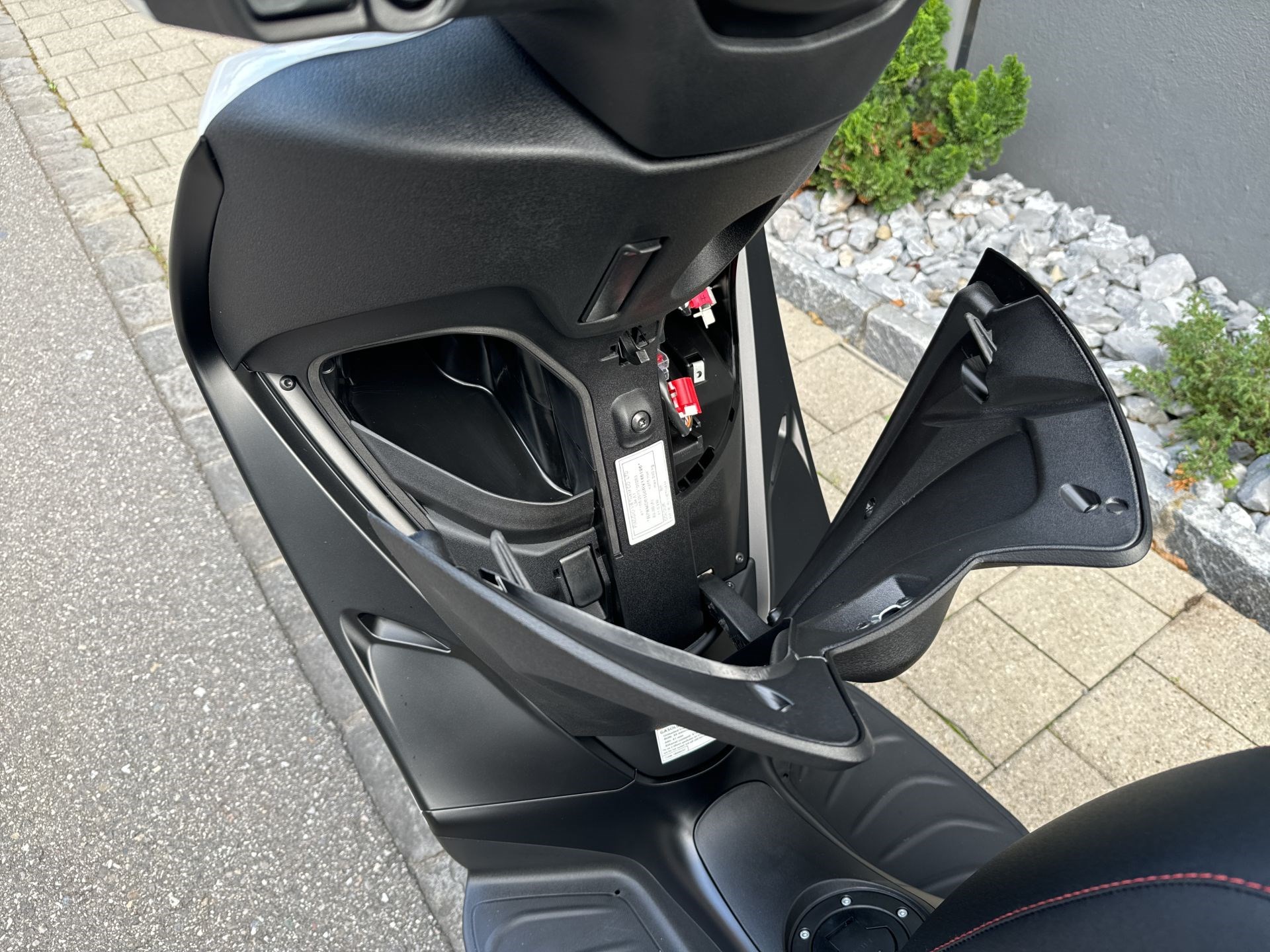 PIAGGIO Medley 125 Sport-image-3