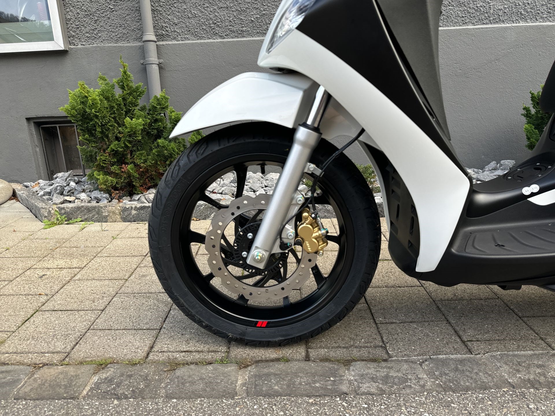 PIAGGIO Medley 125 Sport-image-9