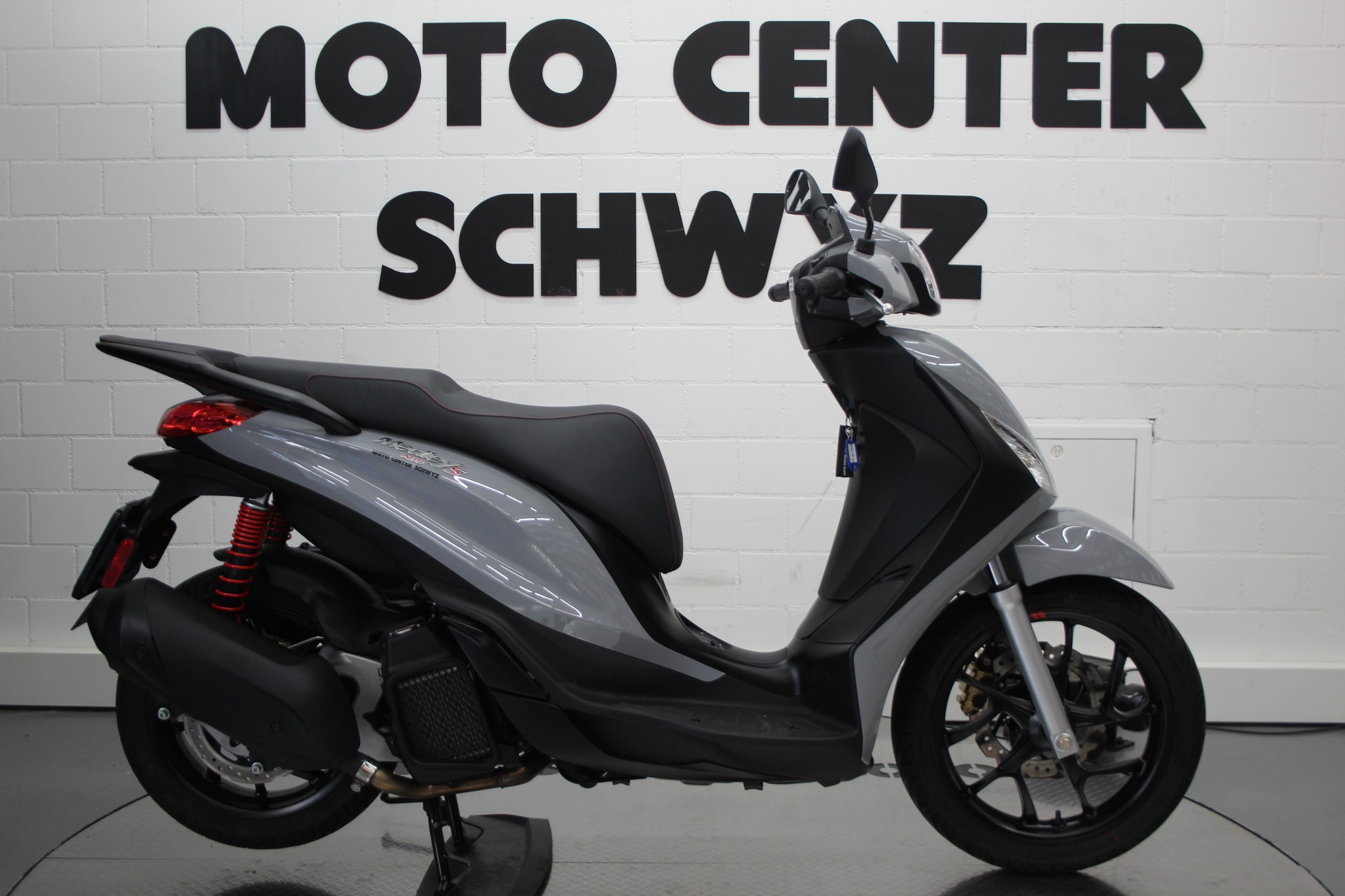 PIAGGIO Medley 125 Sport