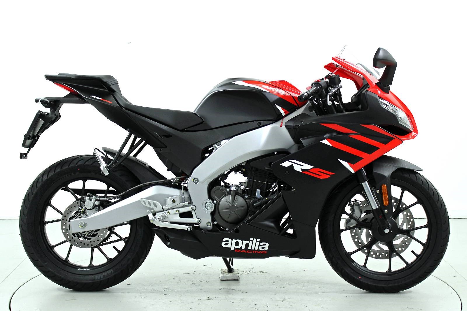 APRILIA RS 125 ABS-showroom-element-3