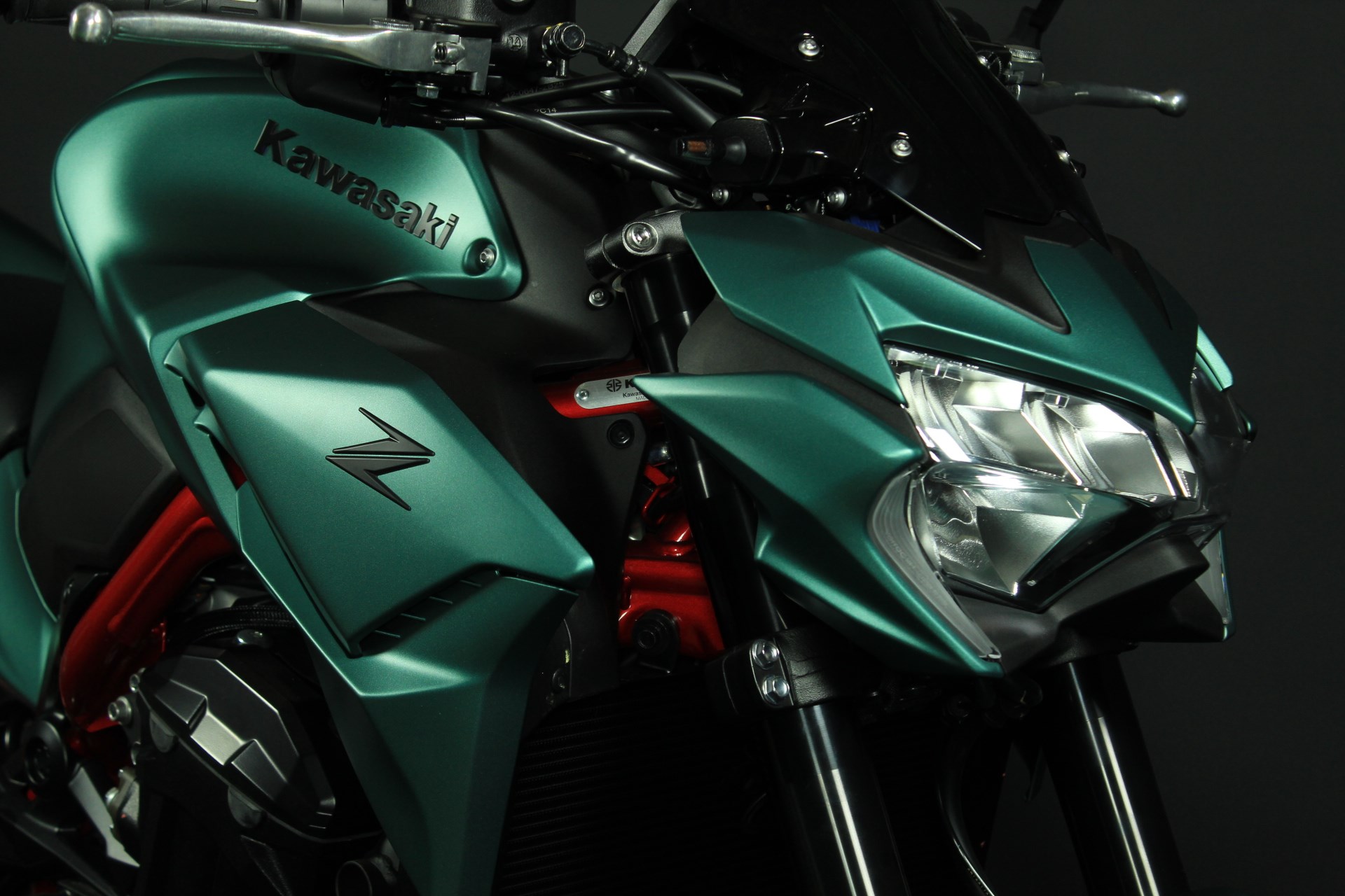 KAWASAKI Z 900 (92/70/35 KW) *Watermelon* Level 3-image-2