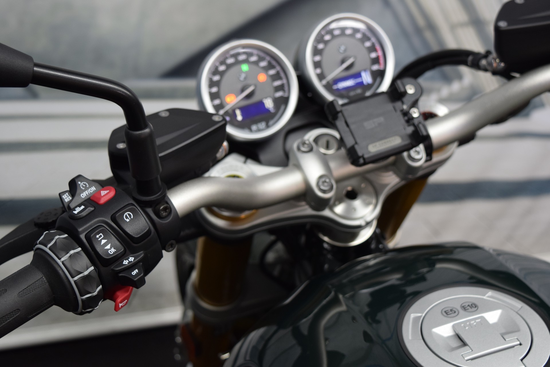 BMW R 12 NINET-image-11