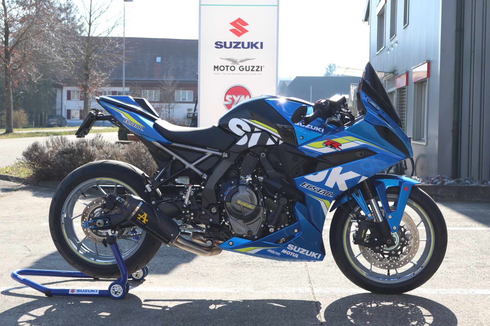 SUZUKI GSX 8 R EVO