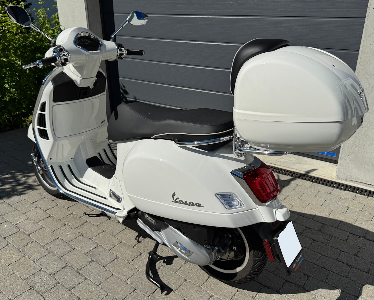 PIAGGIO Vespa GTS 125 Super ABS-showroom-element-3