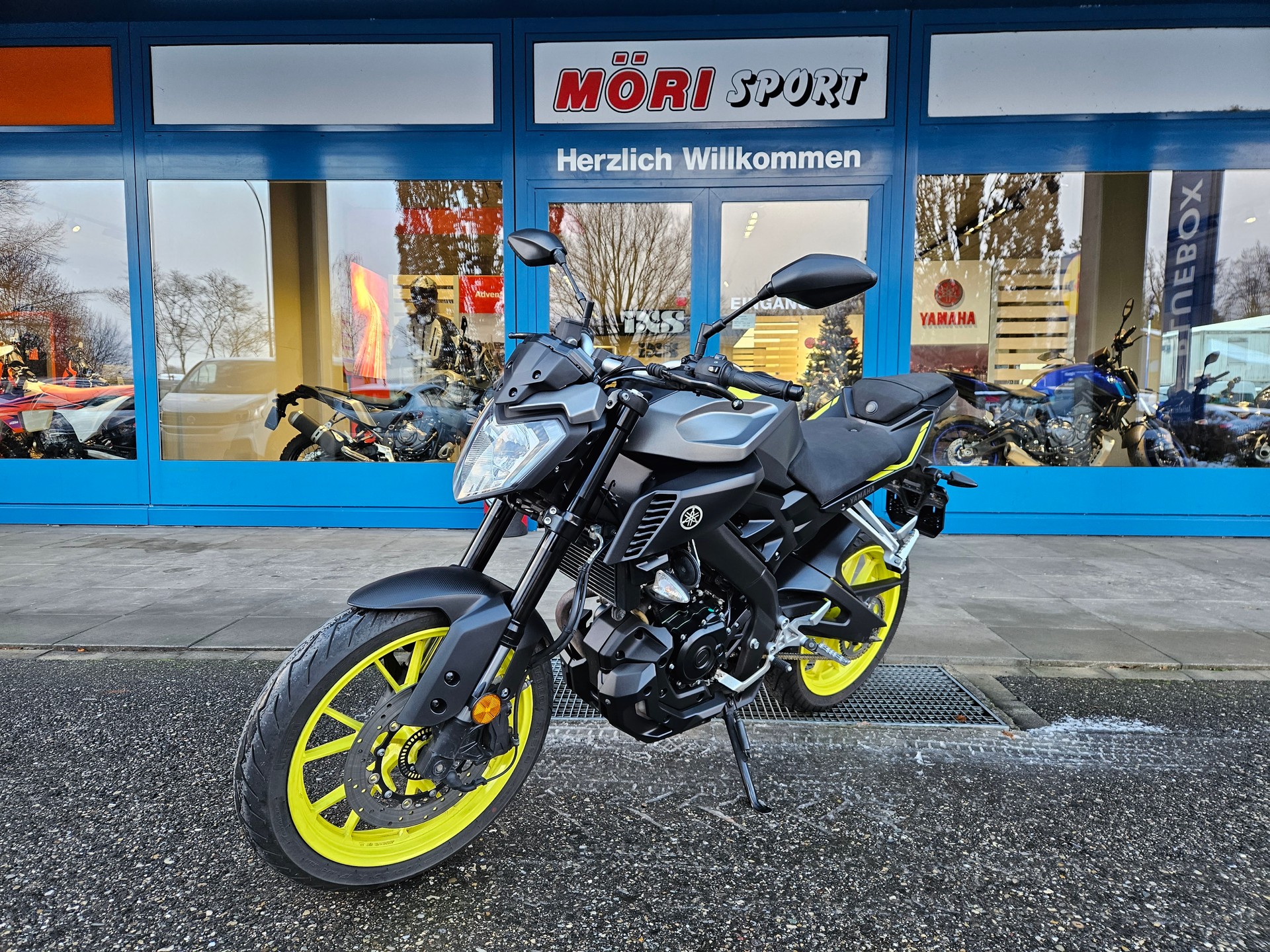 YAMAHA MT-125 ABS-image-2