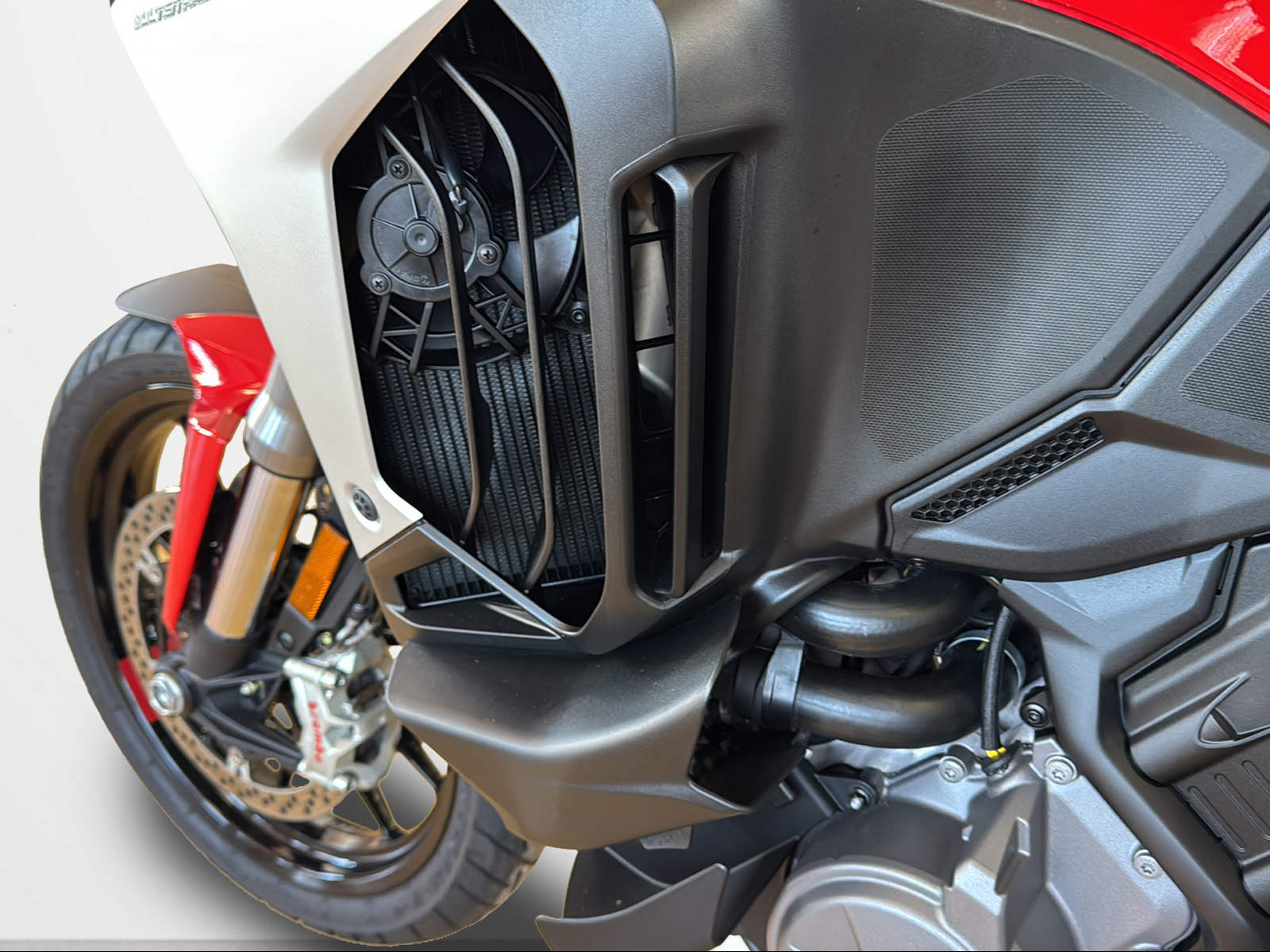 DUCATI Multistrada V4 S Travel & Radar-image-13
