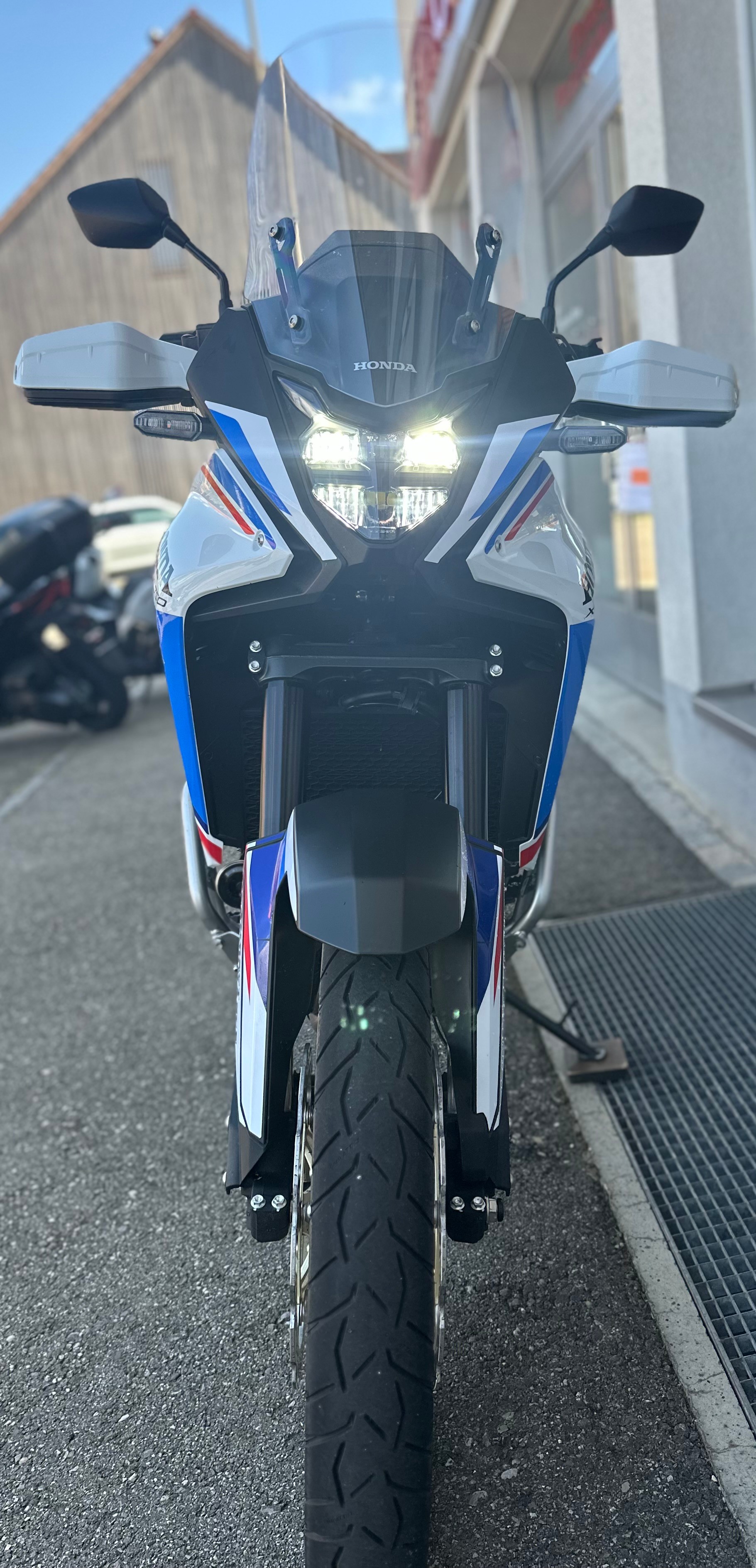 HONDA XL 750 Transalp-showroom-element-1