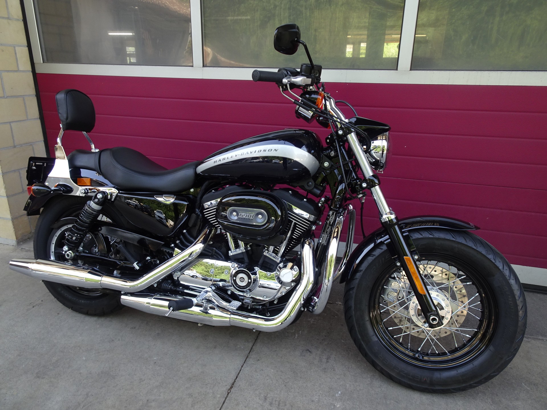 HARLEY-DAVIDSON XL 1200 C Sportster Custom ABS-showroom-element-2