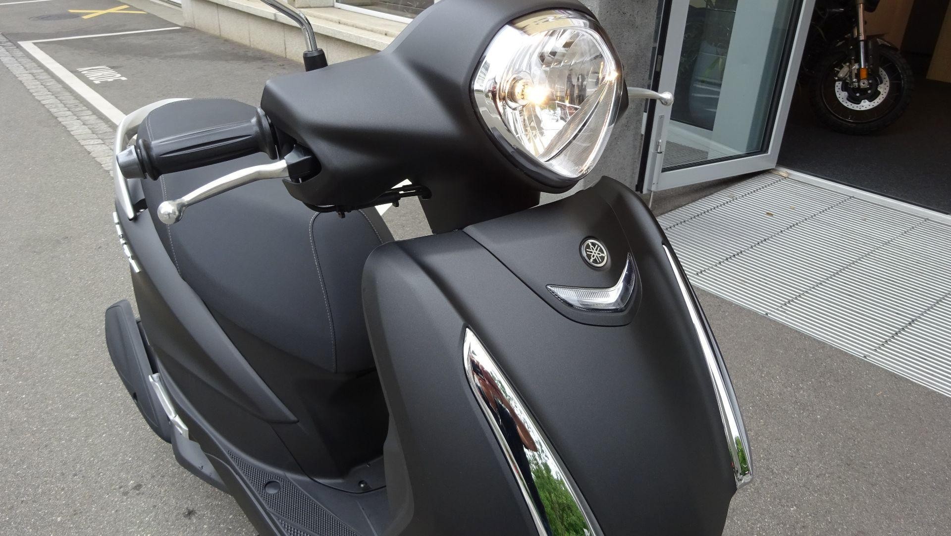 YAMAHA D'elight LTS 125-showroom-element-3