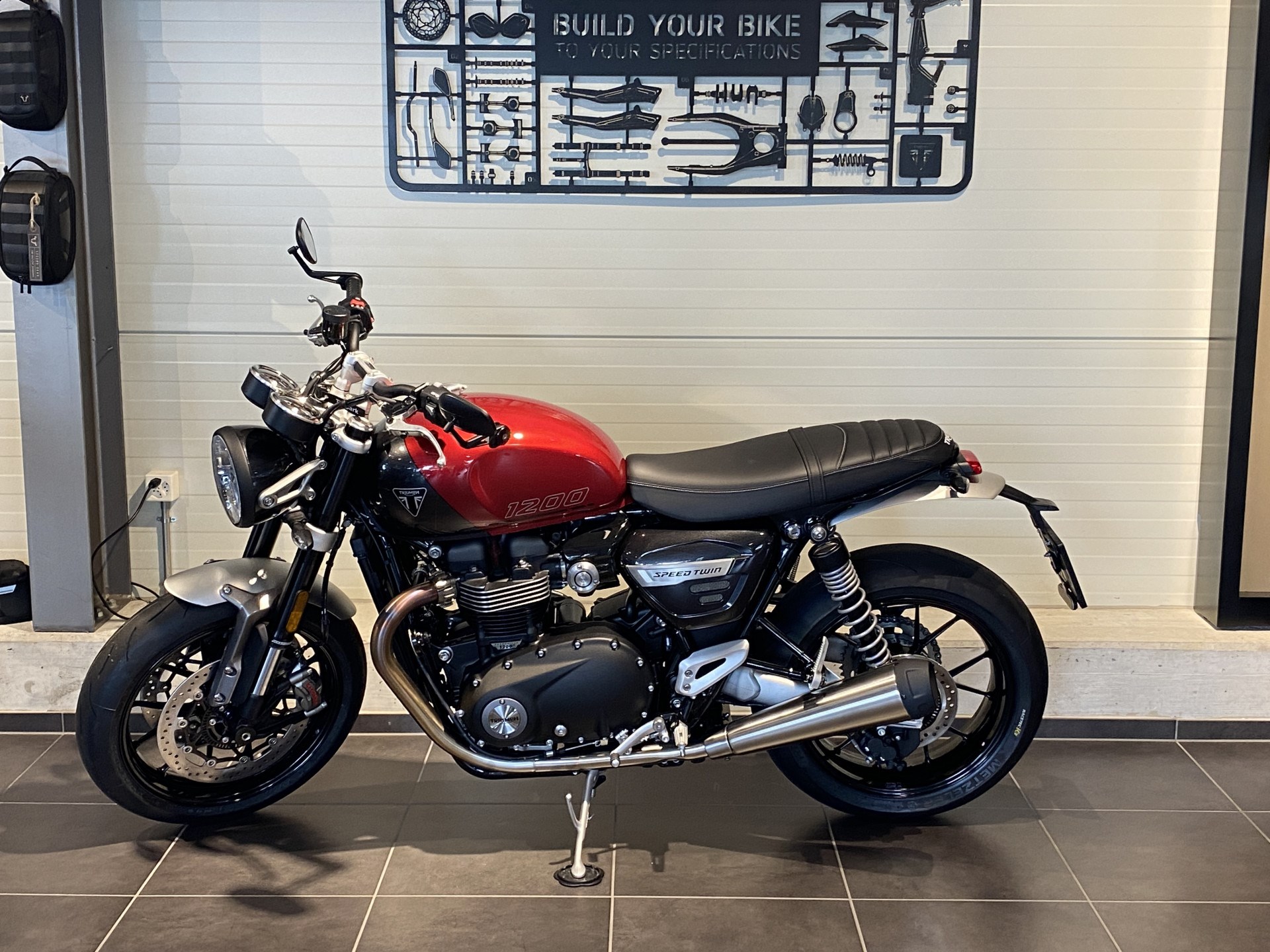 TRIUMPH Speed Twin 1200