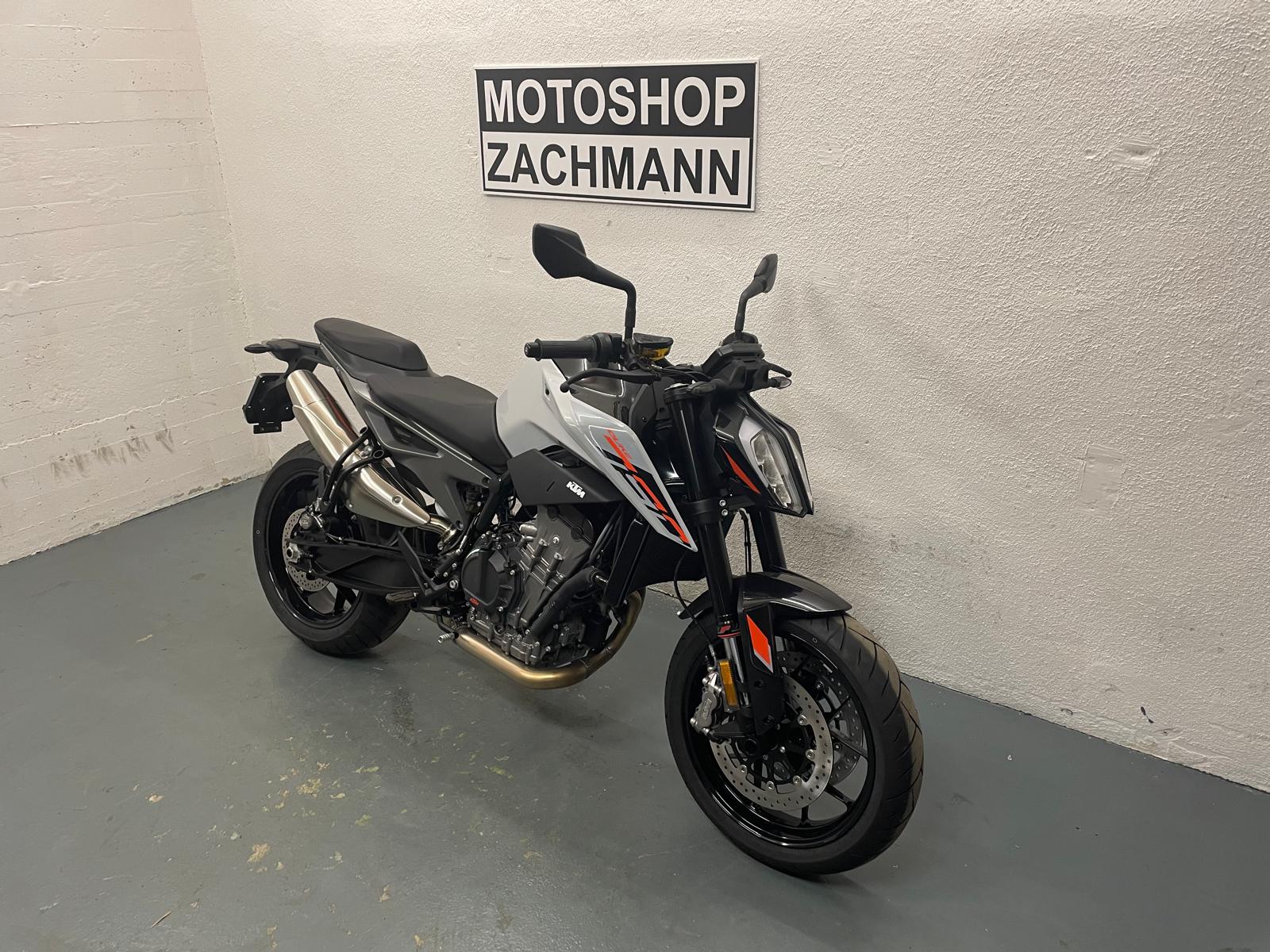KTM 790 Duke (35kW)-showroom-element-2