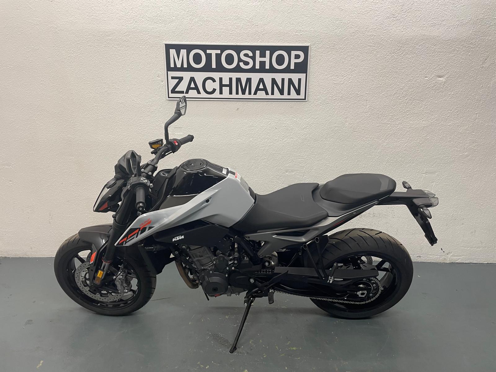 KTM 790 Duke (35kW)-showroom-element-3
