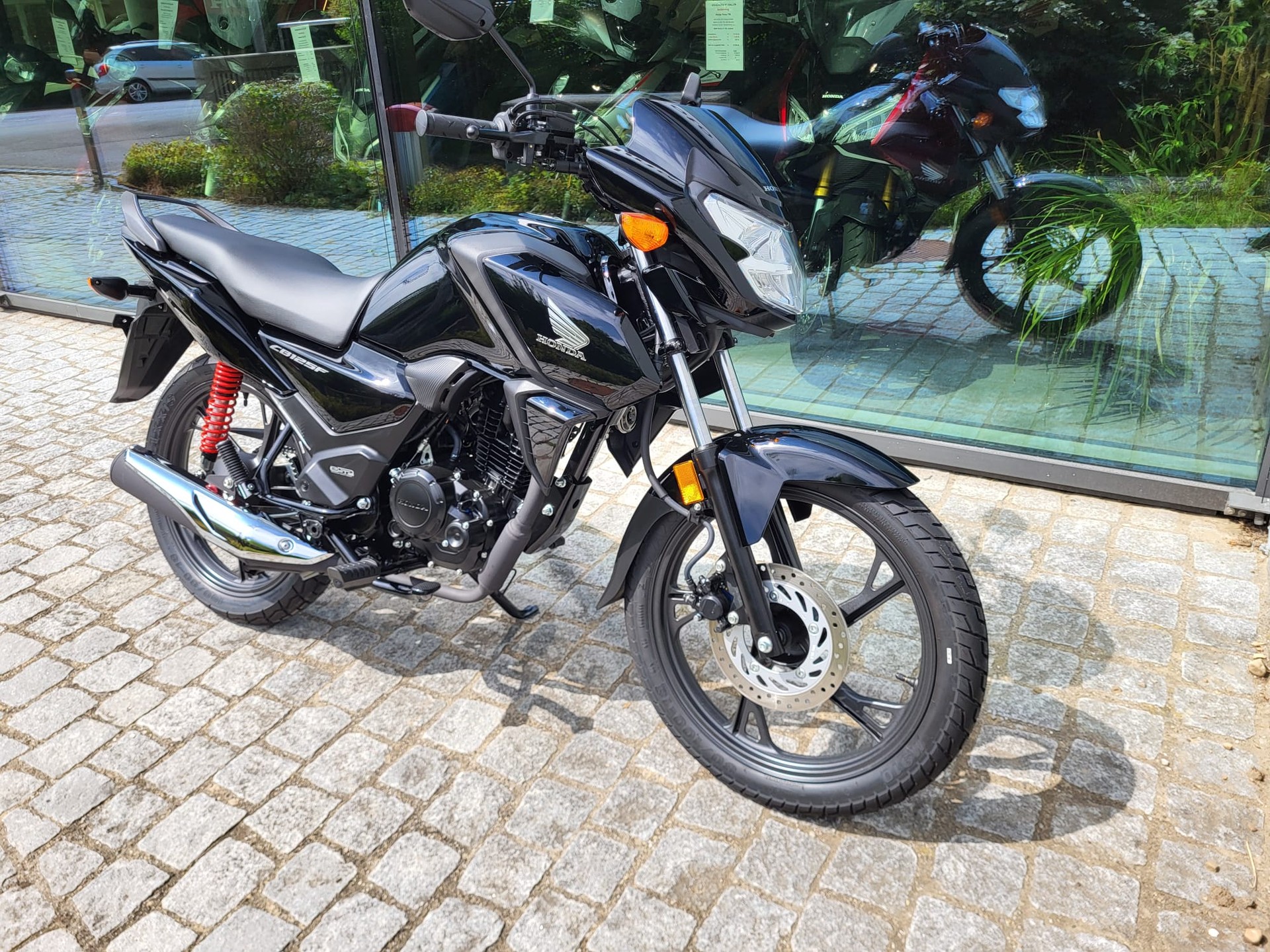 HONDA CBF 125 F-showroom-element-2