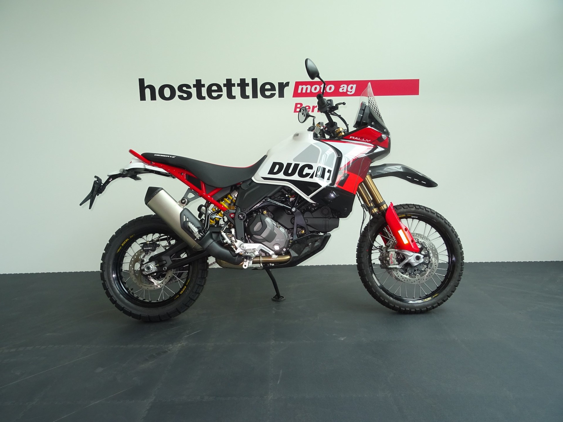 DUCATI DESERT X Rally ABS-showroom-element-1