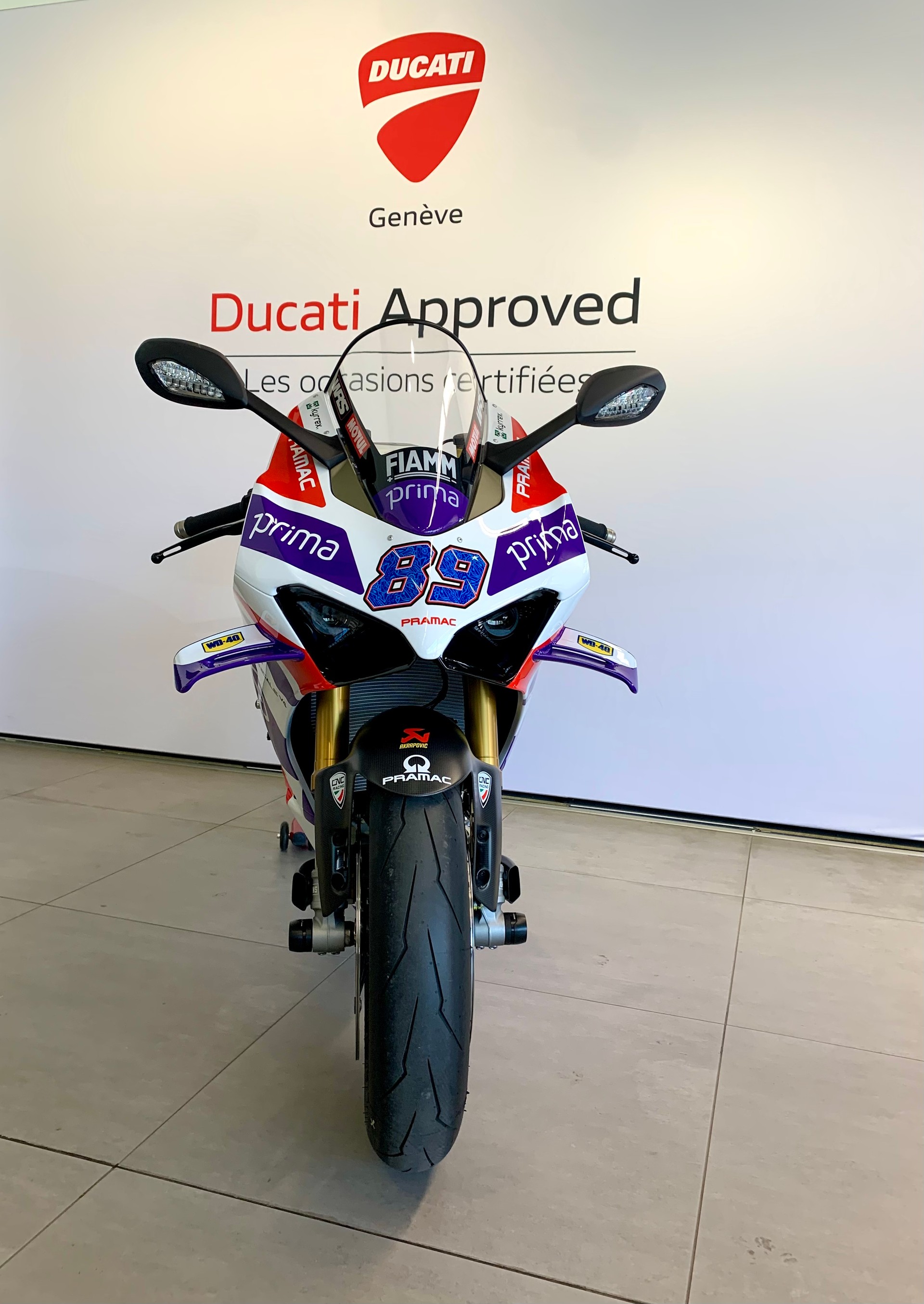 DUCATI Panigale V4 S-showroom-element-2