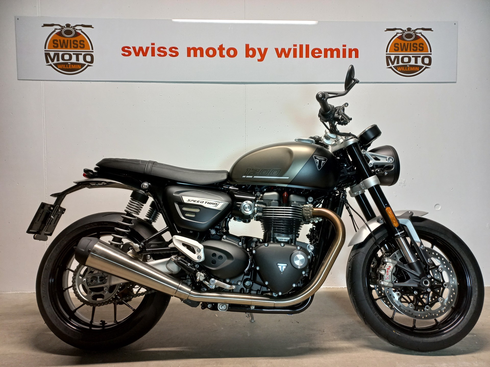 TRIUMPH Speed Twin 1200