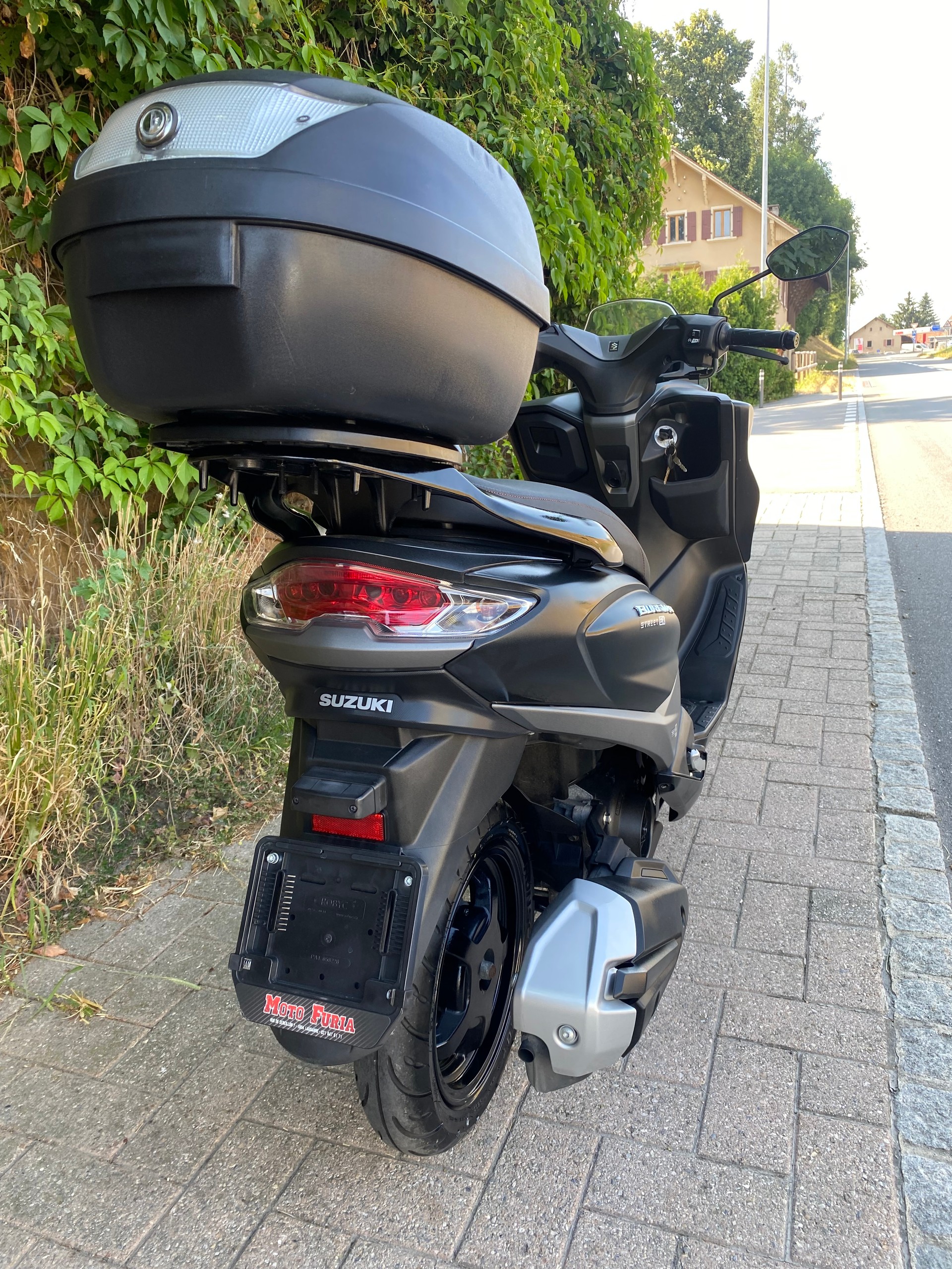 SUZUKI BURGMAN 125-image-8