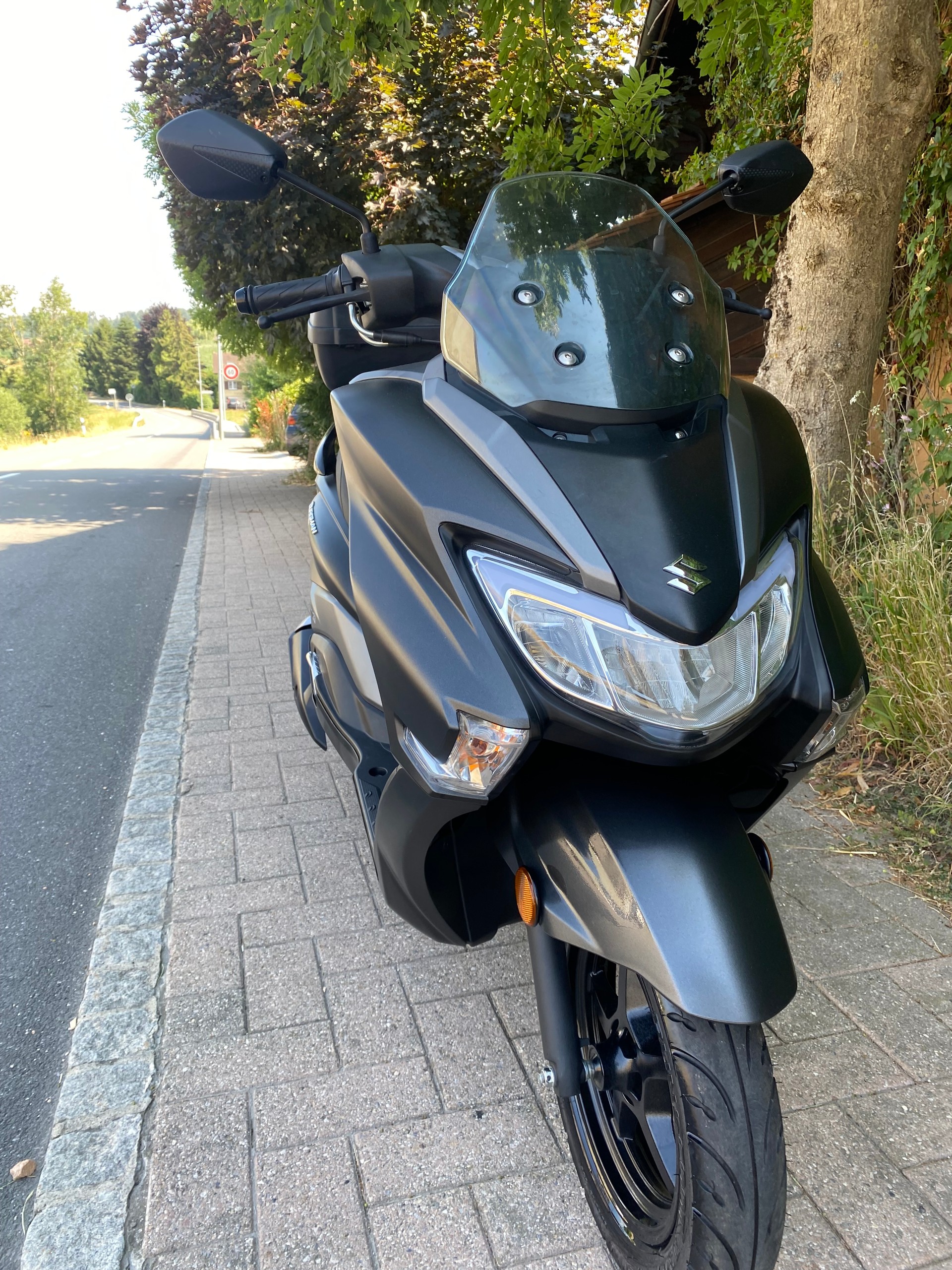 SUZUKI BURGMAN 125-image-2