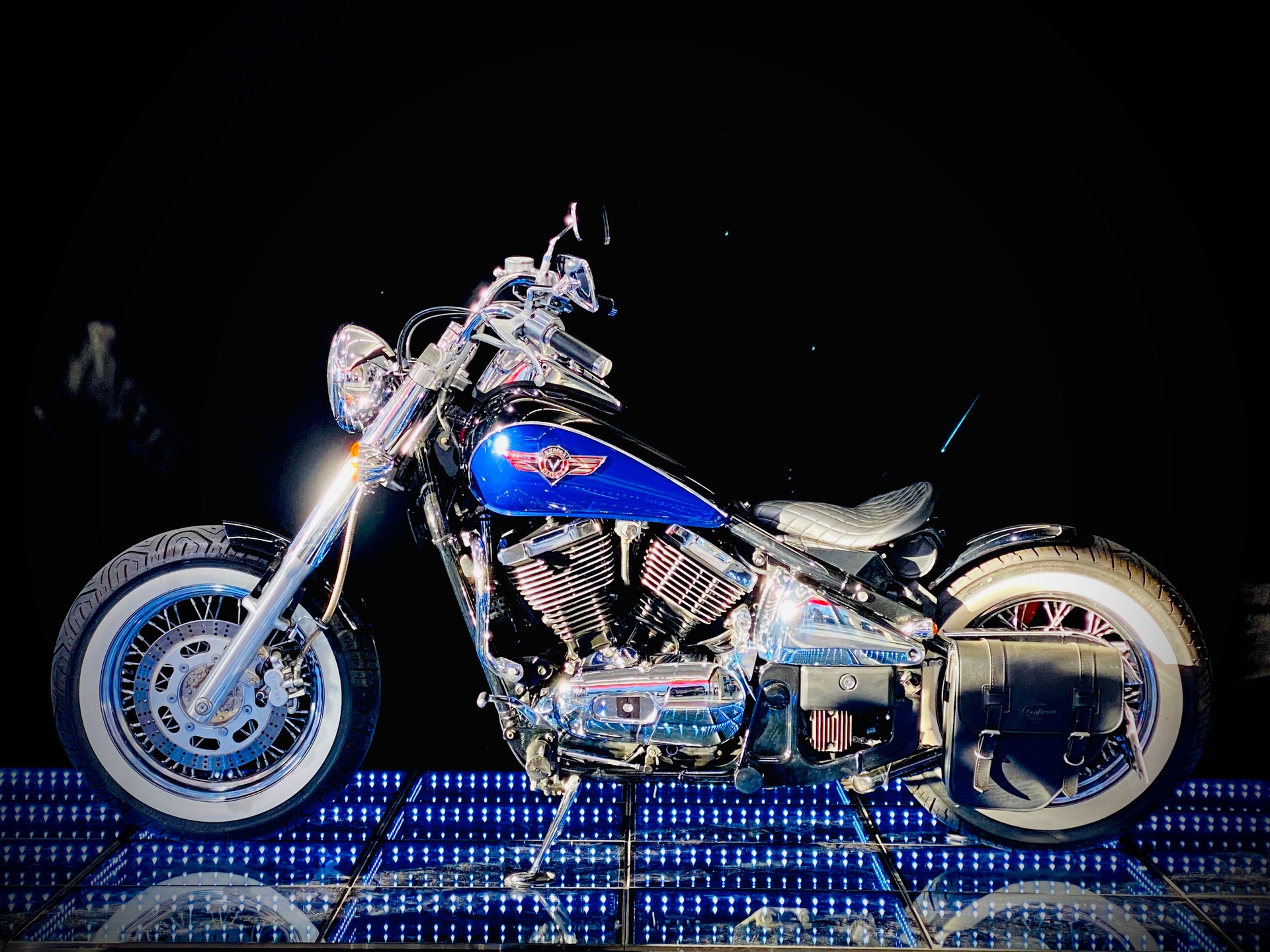 KAWASAKI VN 800 Classic-showroom-element-3