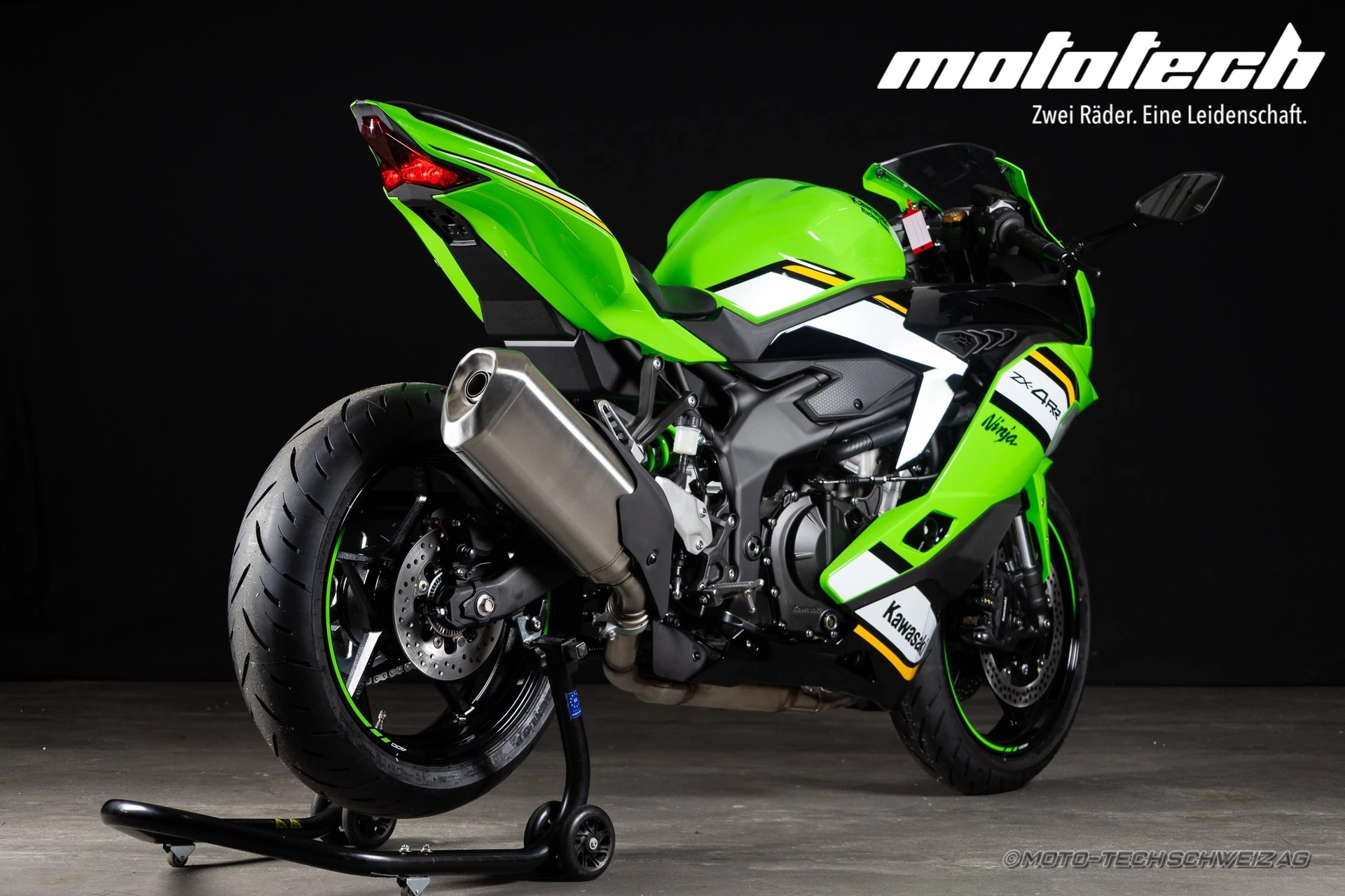 KAWASAKI Ninja ZX-4RR MY25 (35kW)-showroom-element-2