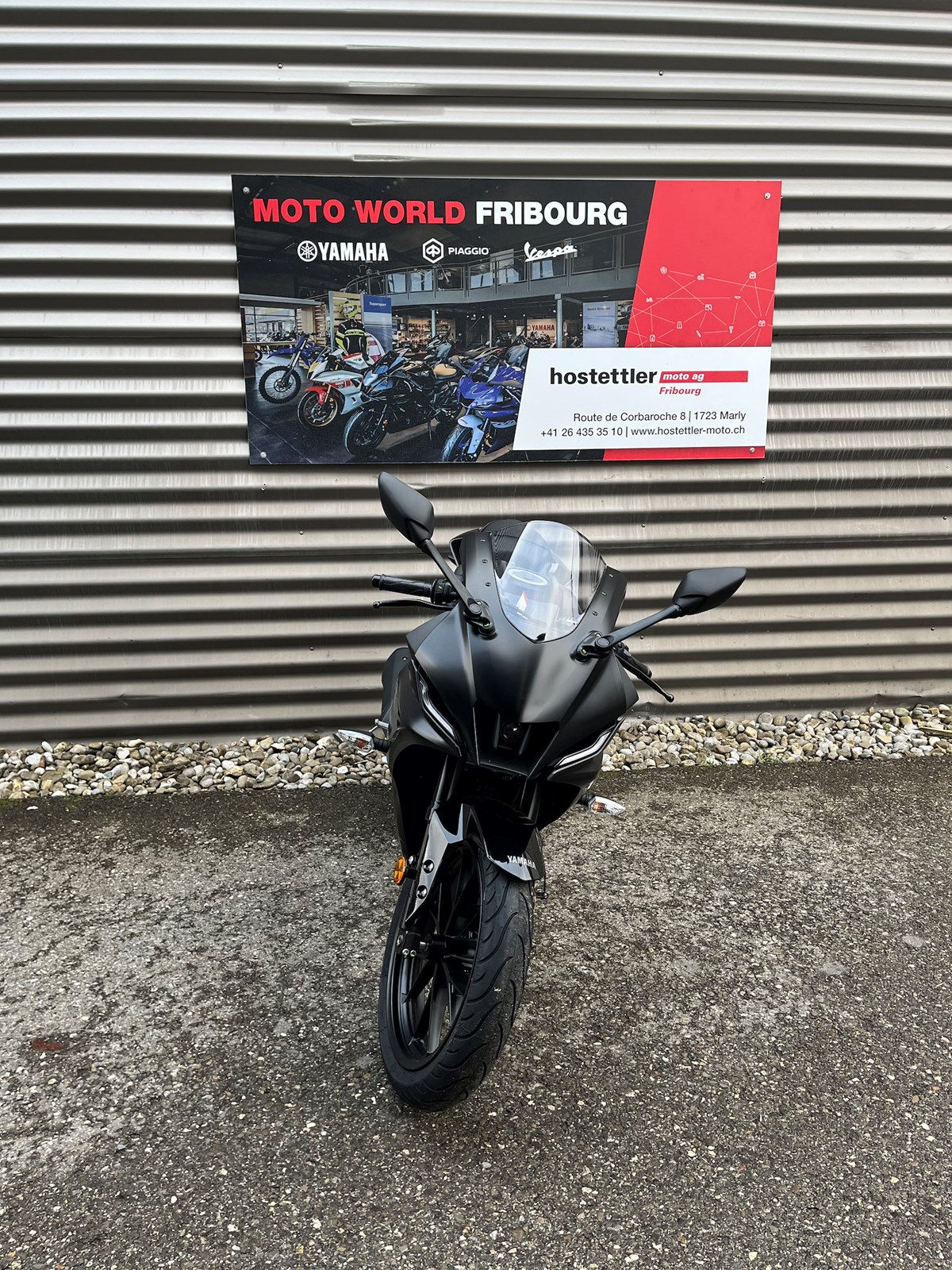 YAMAHA YZF-R 125-showroom-element-2