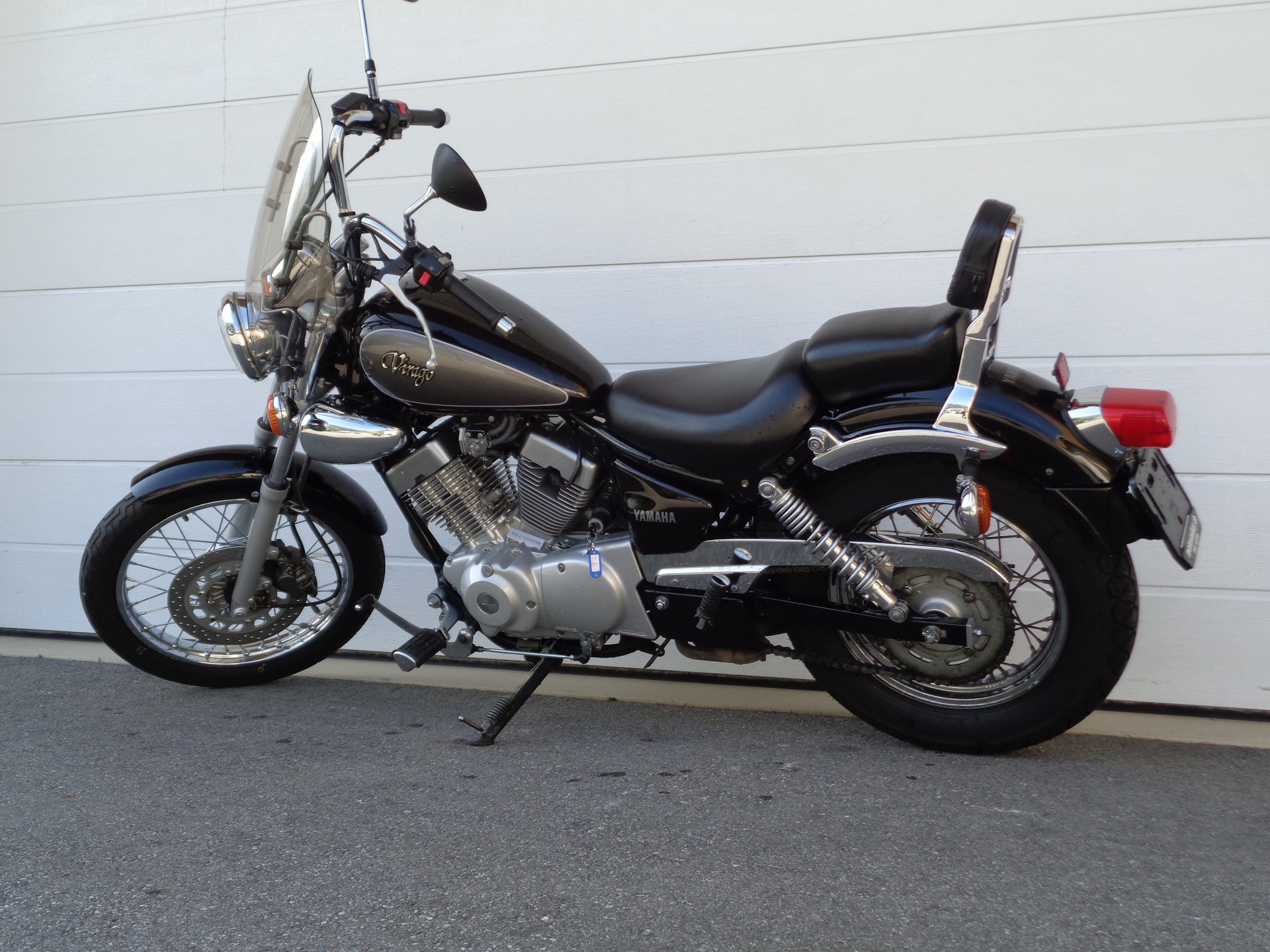 YAMAHA XV 125 Virago-image-5