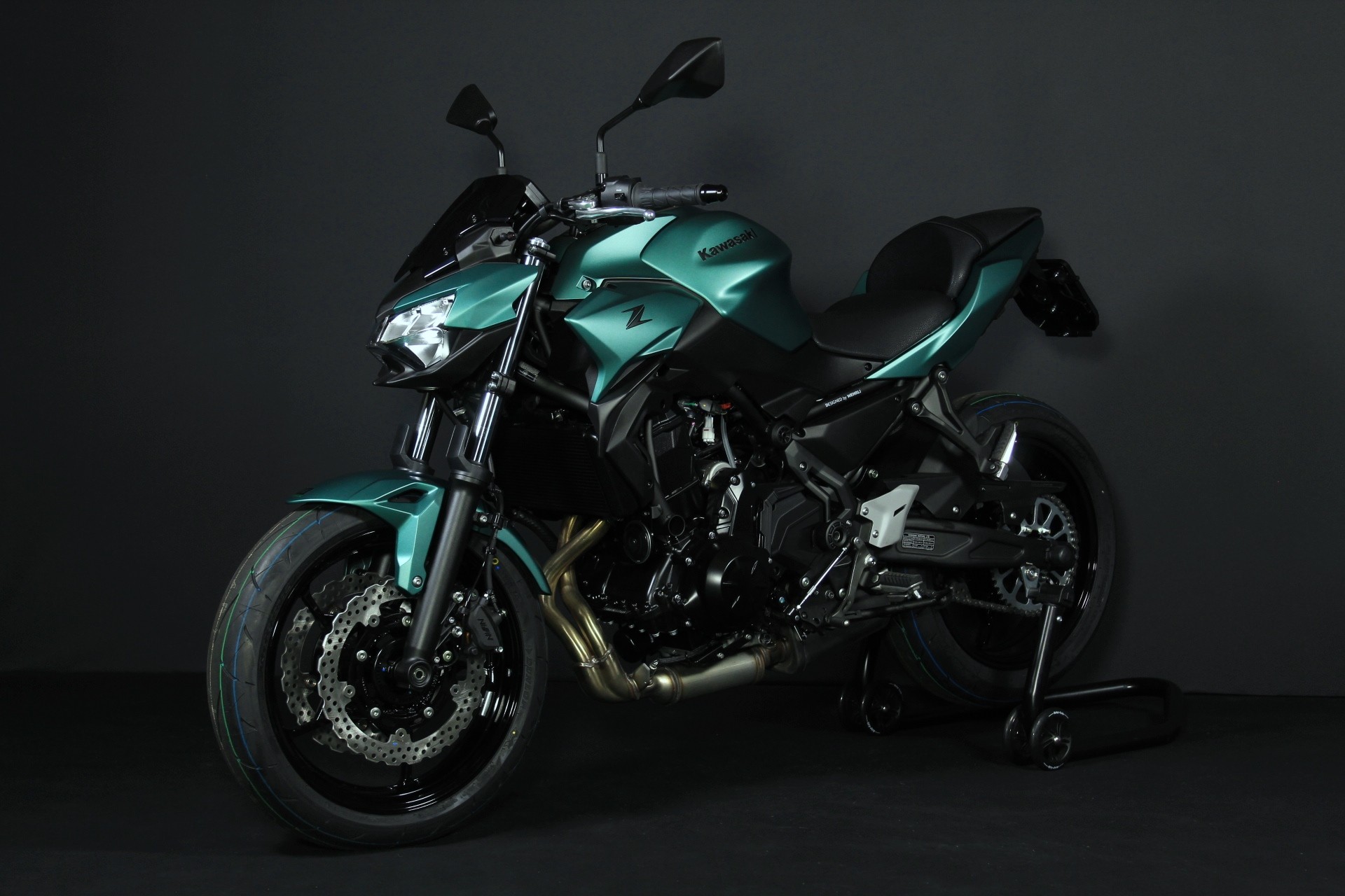 KAWASAKI Z 650 (50/35 KW) *Smaragd Edition* Level 1-image-5