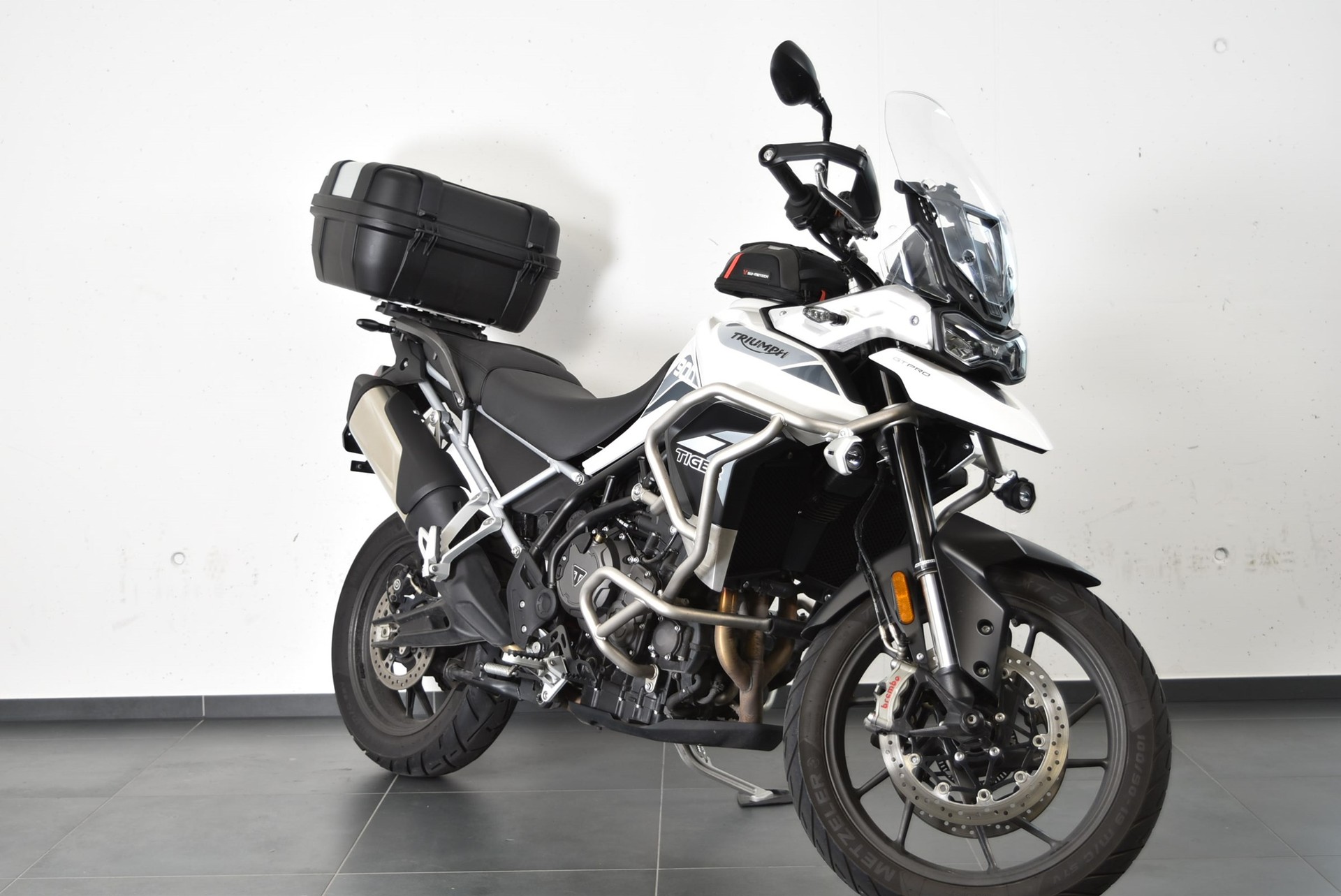 TRIUMPH Tiger 900 GT PRO-showroom-element-2