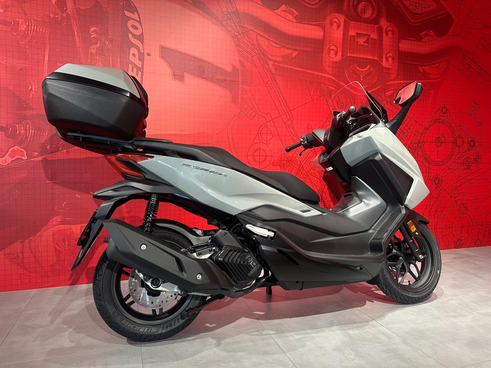 Honda Forza 350 Usato Yamaha Motor Motori Sh 300 Usati Scooter 350